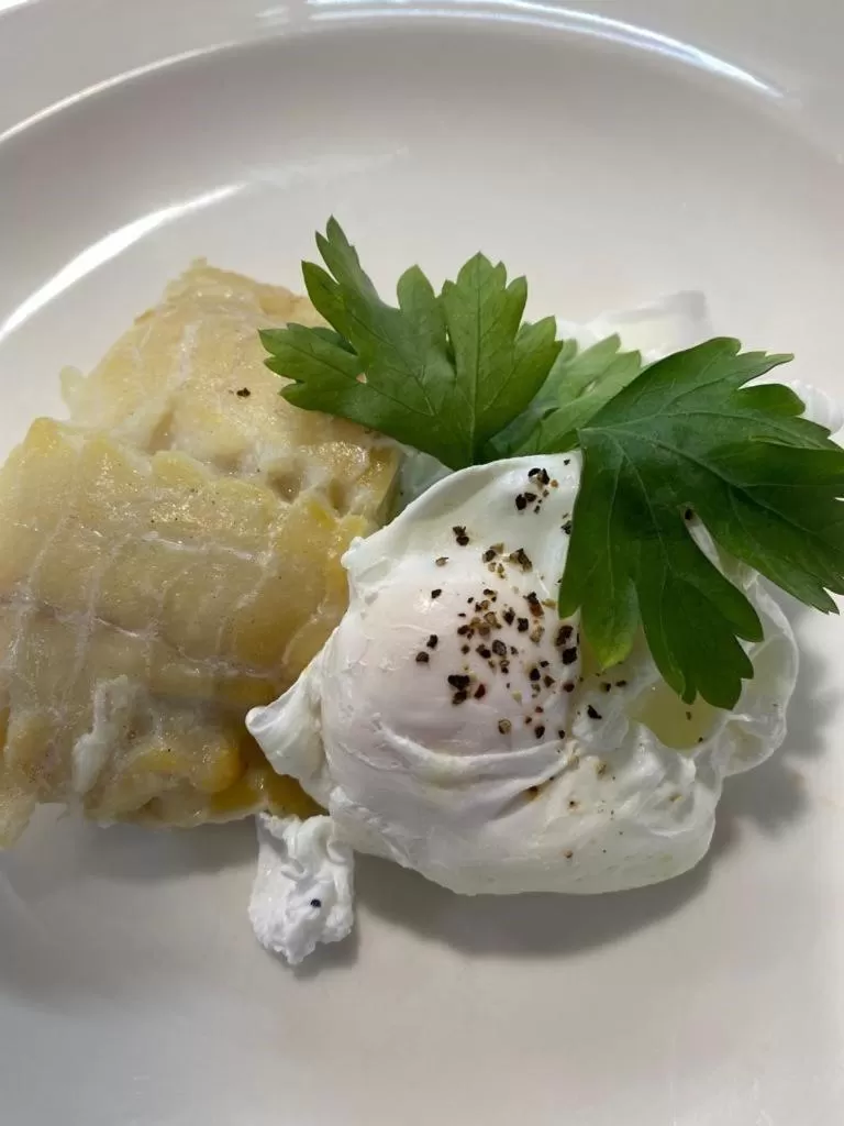 Food in Kingsway Hotel.