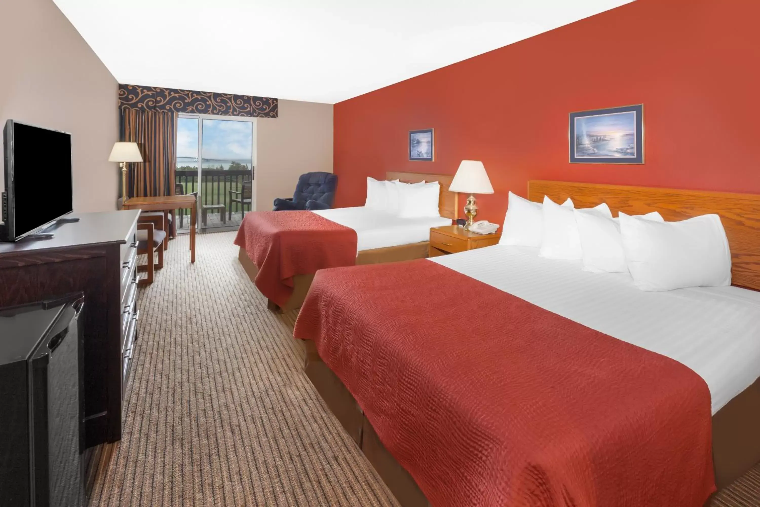 2 Queen Beds, Mobility Accessible Room, Lake View, Tub w/Grab Bars, Non-Smoking in Super 8 by Wyndham St. Ignace 2 Queen Beds, Mobility Accessible Room, Lake View, Tub w/Grab Bars, Non-Smoking in Super 8 by Wyndham St. Ignace