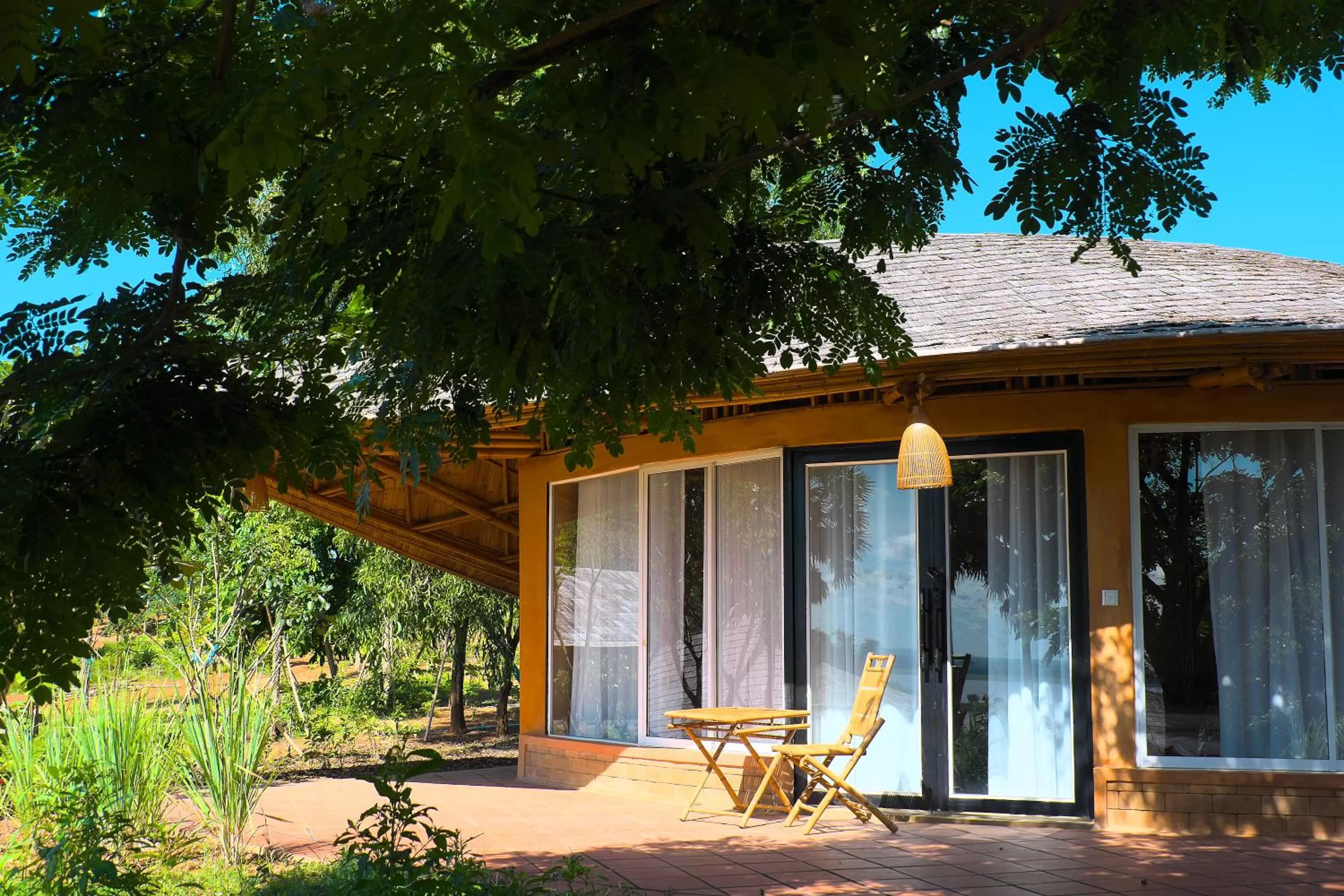 Hanchey Bamboo Resort