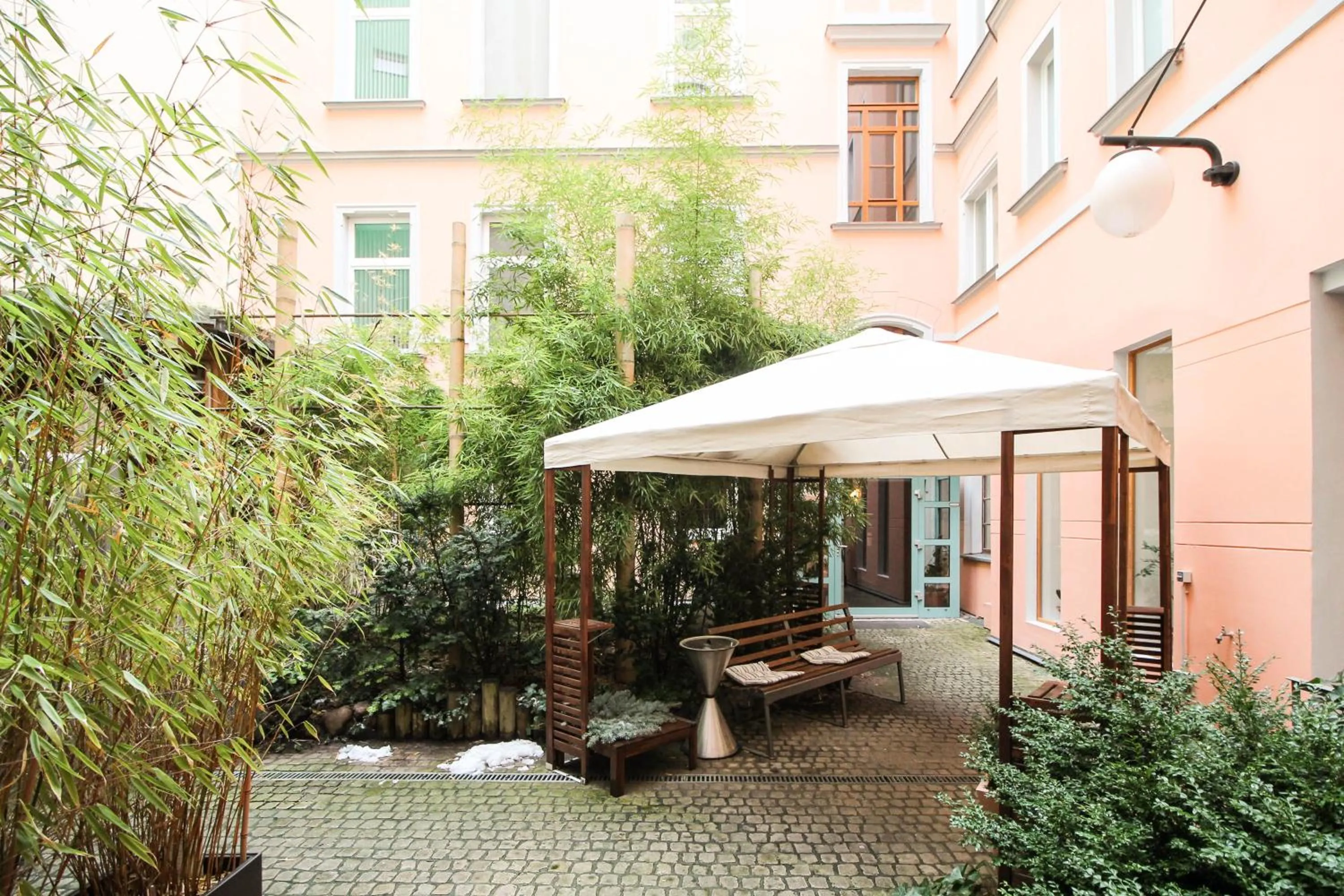 Garden in Hotel Sachsenhof