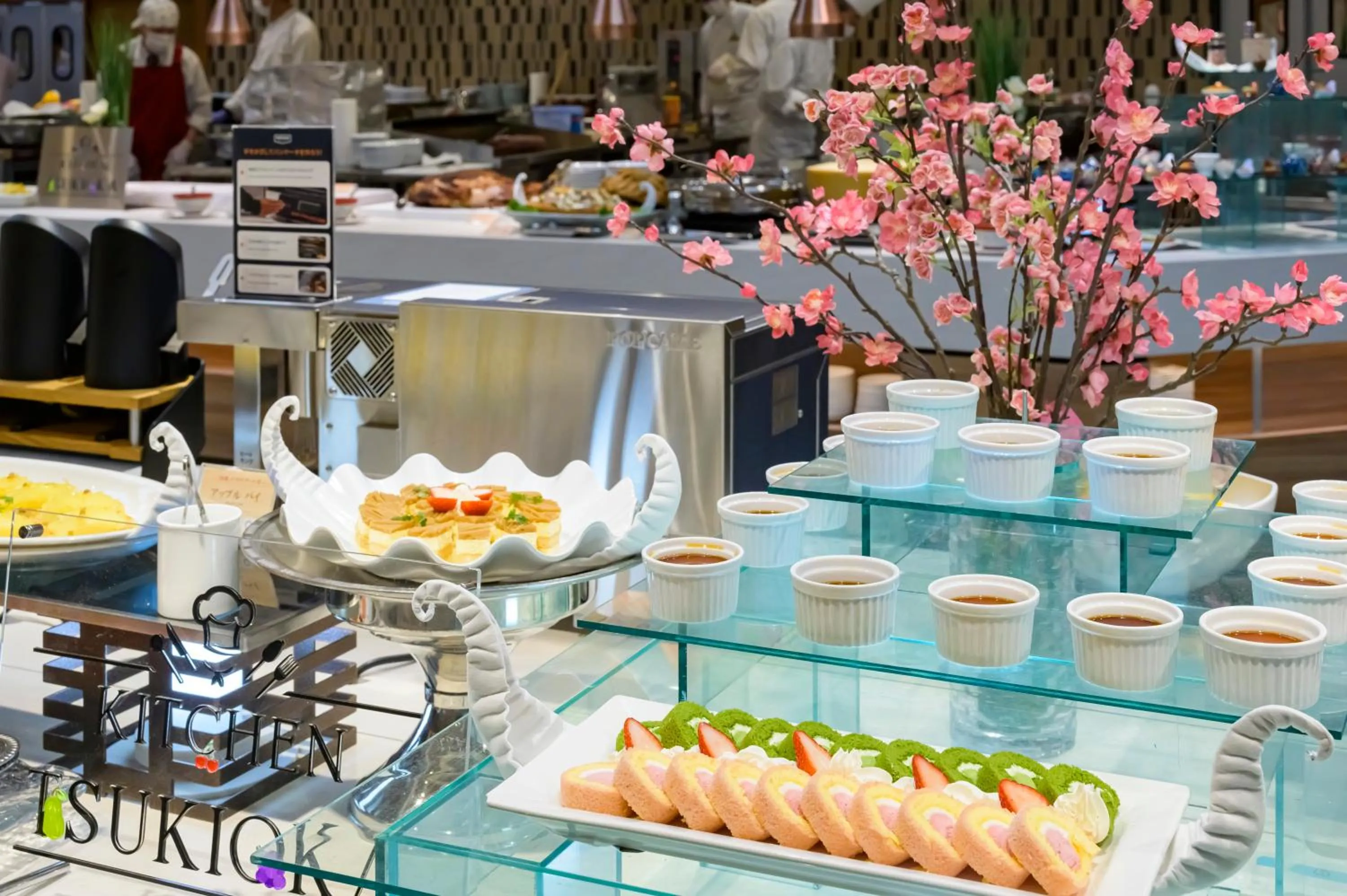 Food and drinks in Senkeien Tsukioka Hotel