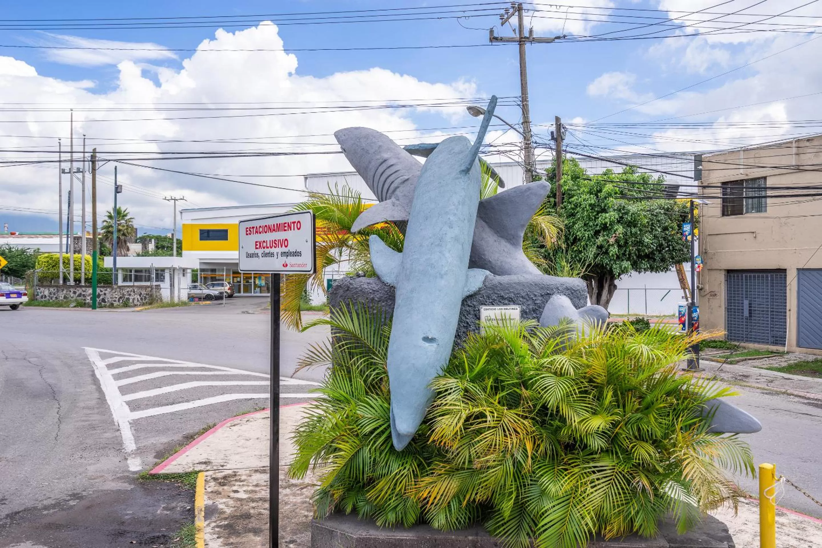 Nearby landmark in Hotel delf-inn