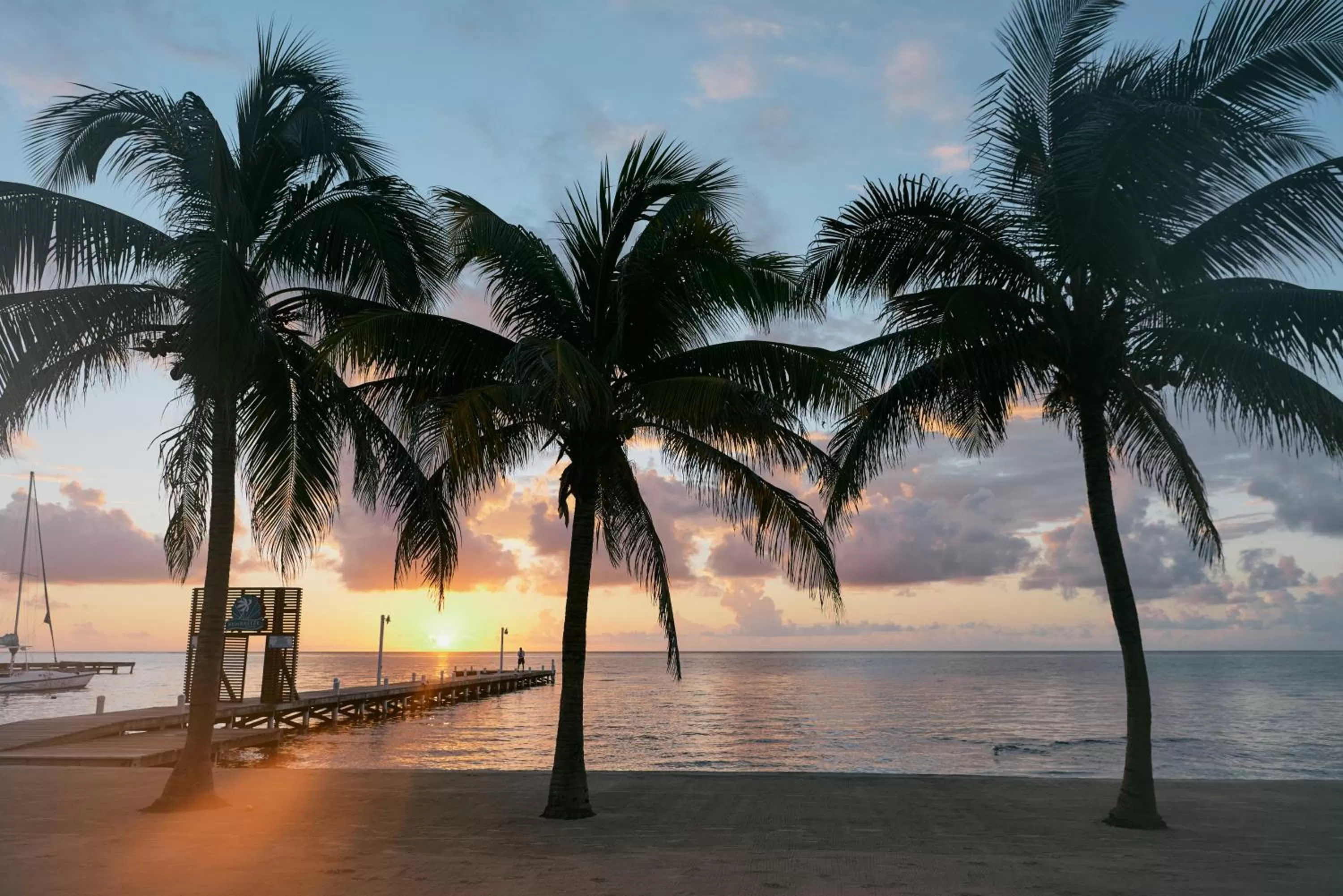 Beach in SunBreeze Hotel