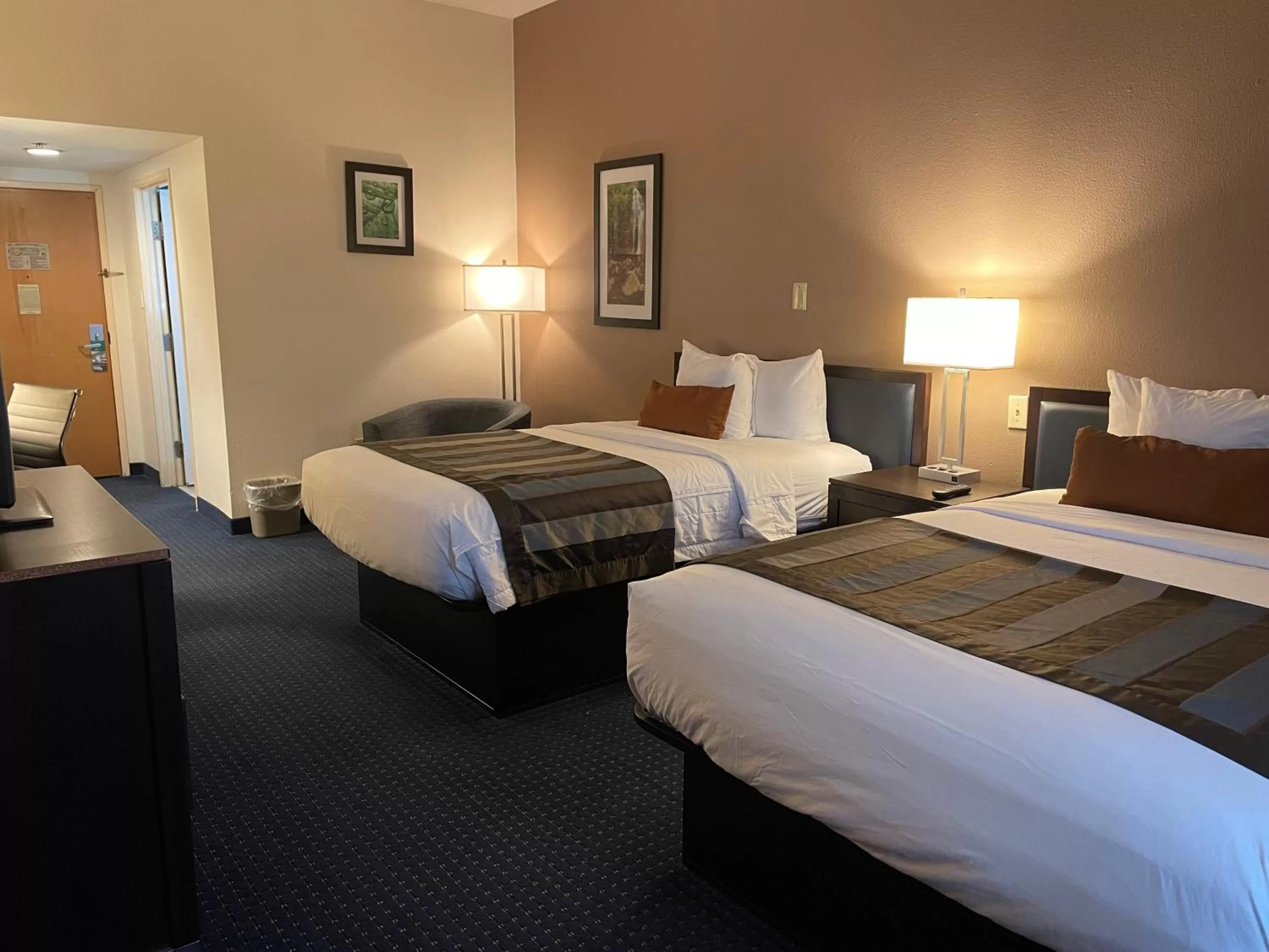 Bed in Wingate by Wyndham Augusta Fort Eisenhower