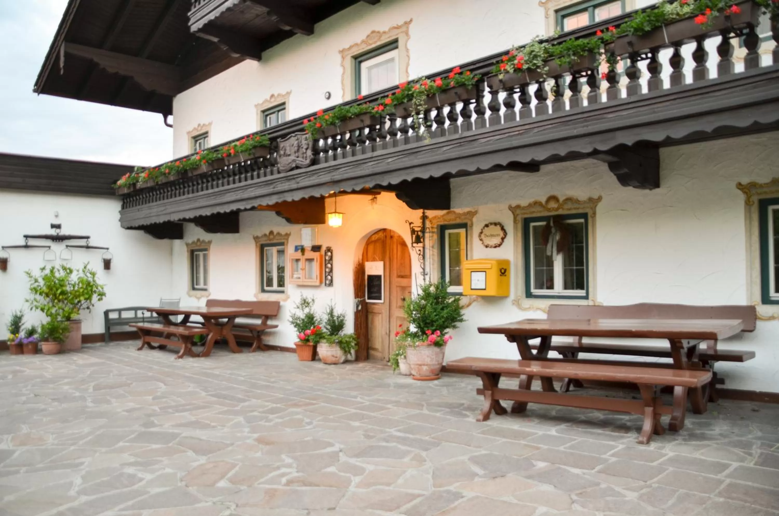 Property building in Hotel Restaurant Ferienwohnungen ALPENHOF