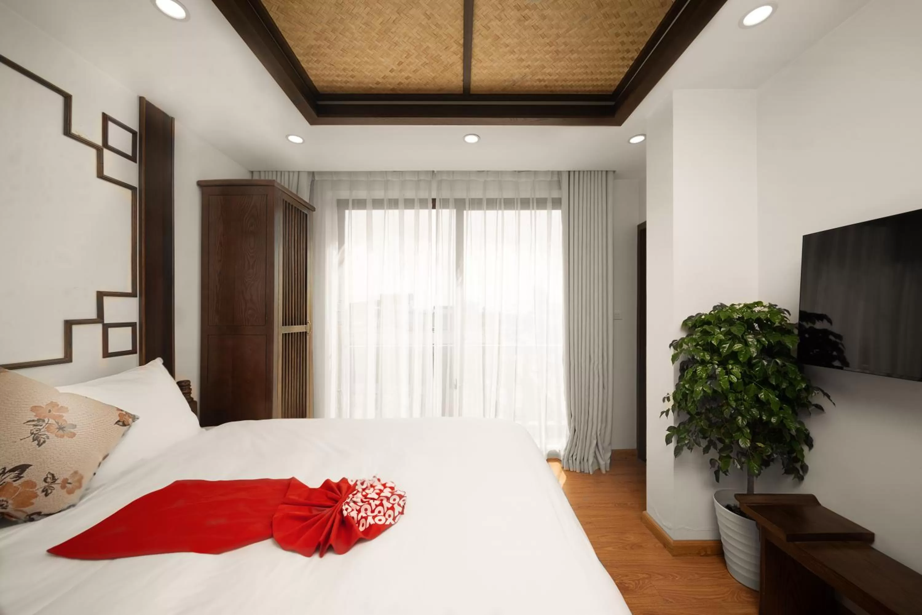 Bed in Veshia Hotel & Spa