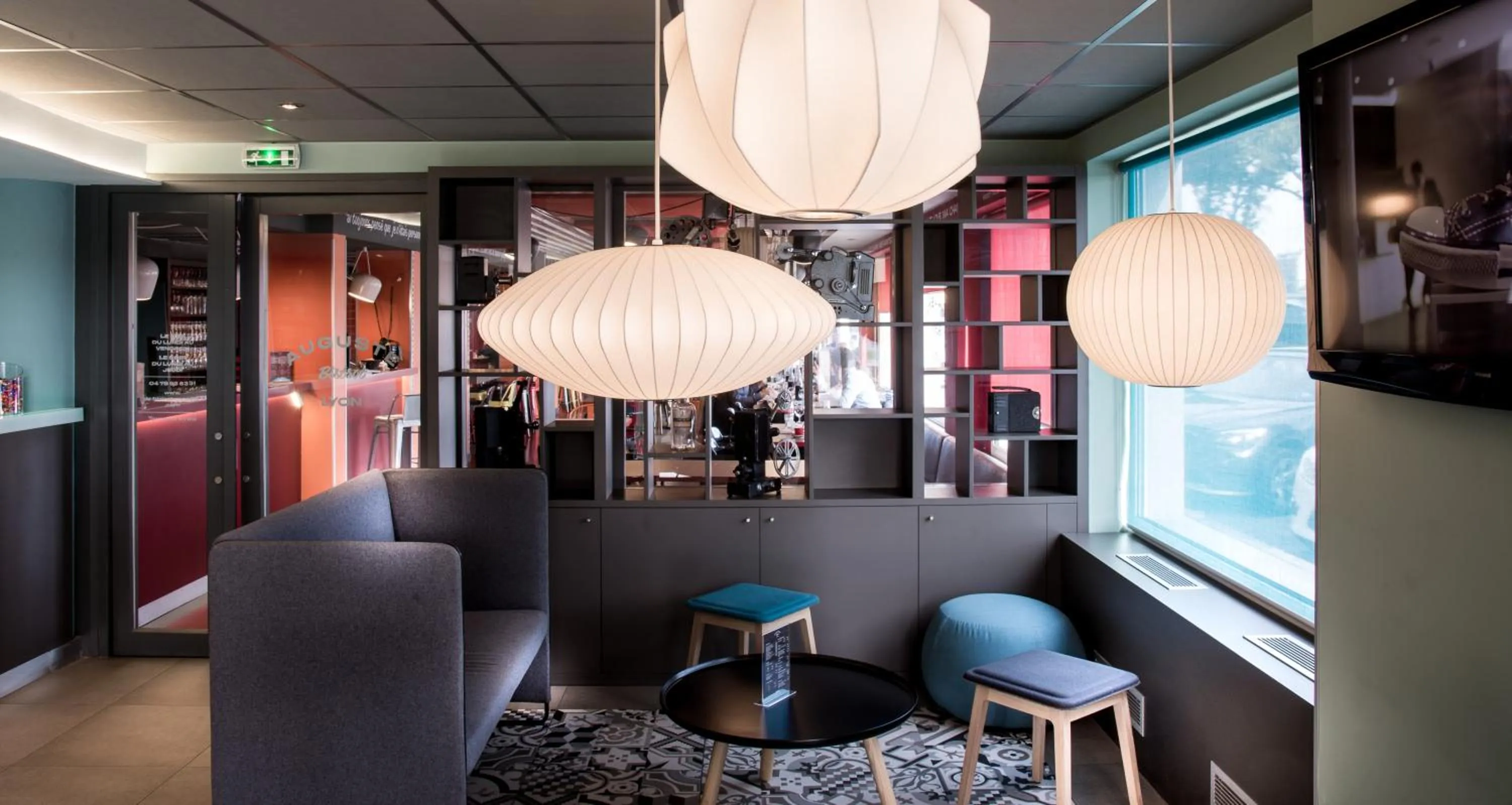 Lobby or reception in ibis Styles Lyon Centre Confluence