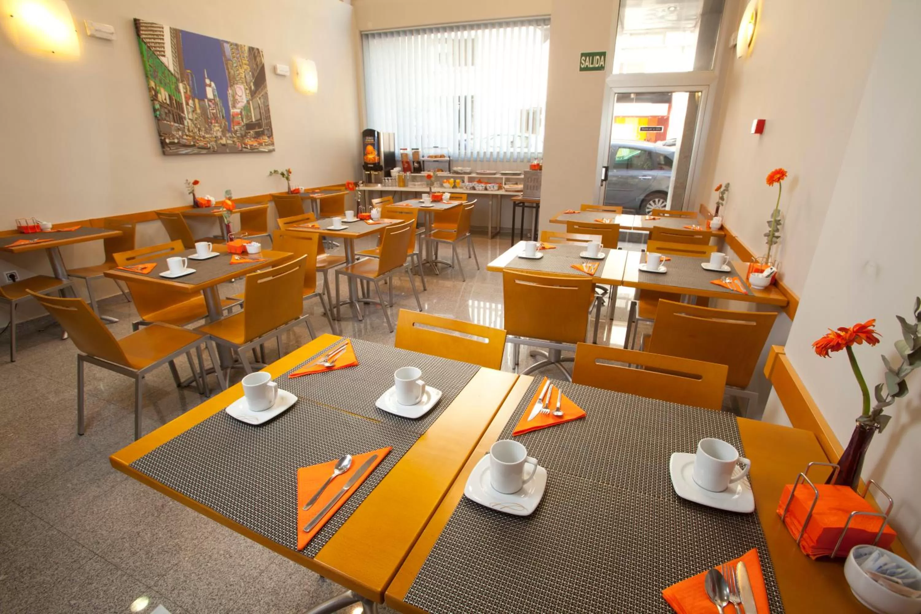 Restaurant/places to eat in La City Estación