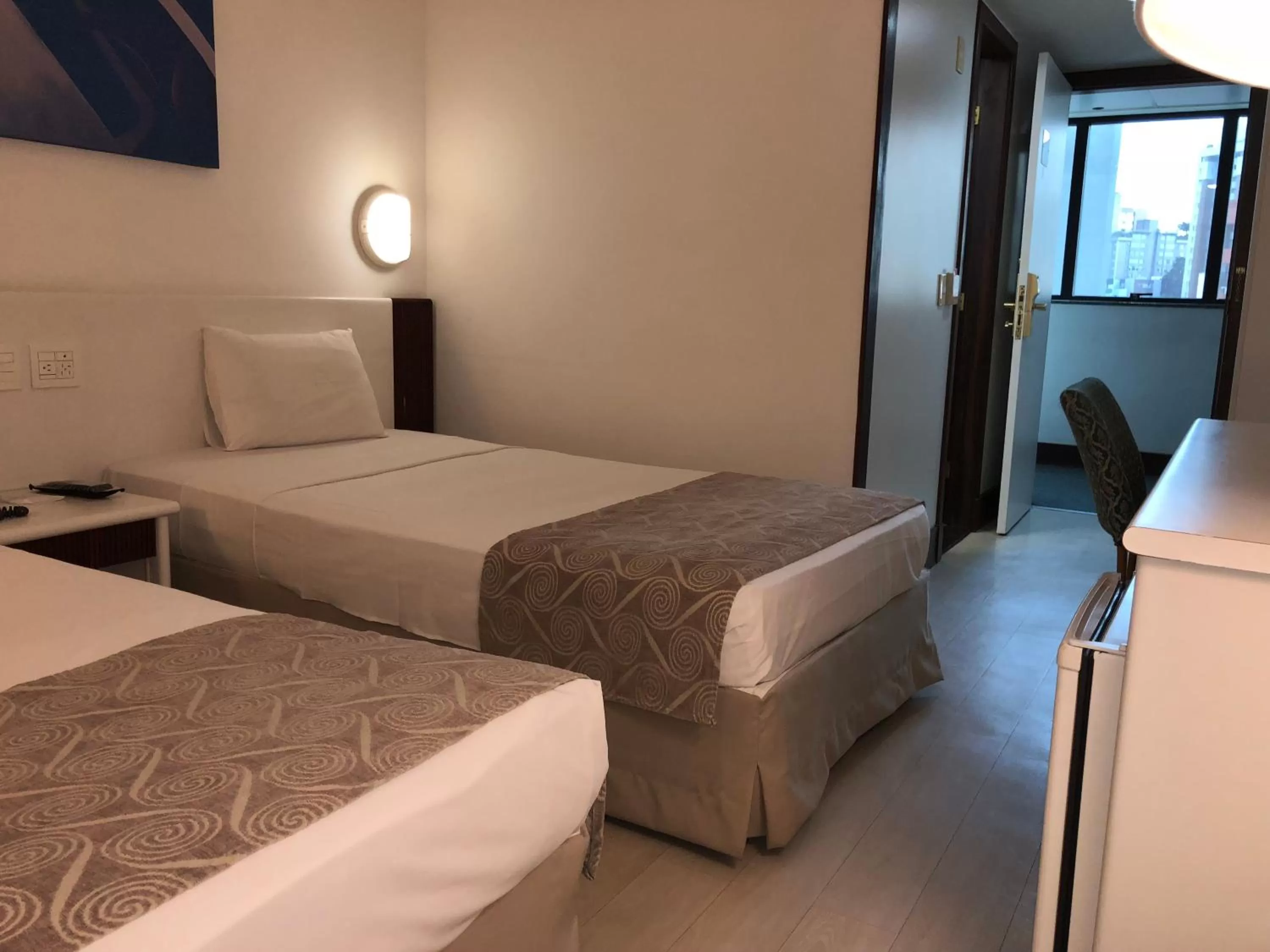 Bed in Boulevard Plaza