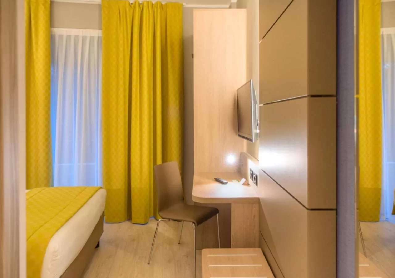 Bed in Cardano Hotel Malpensa