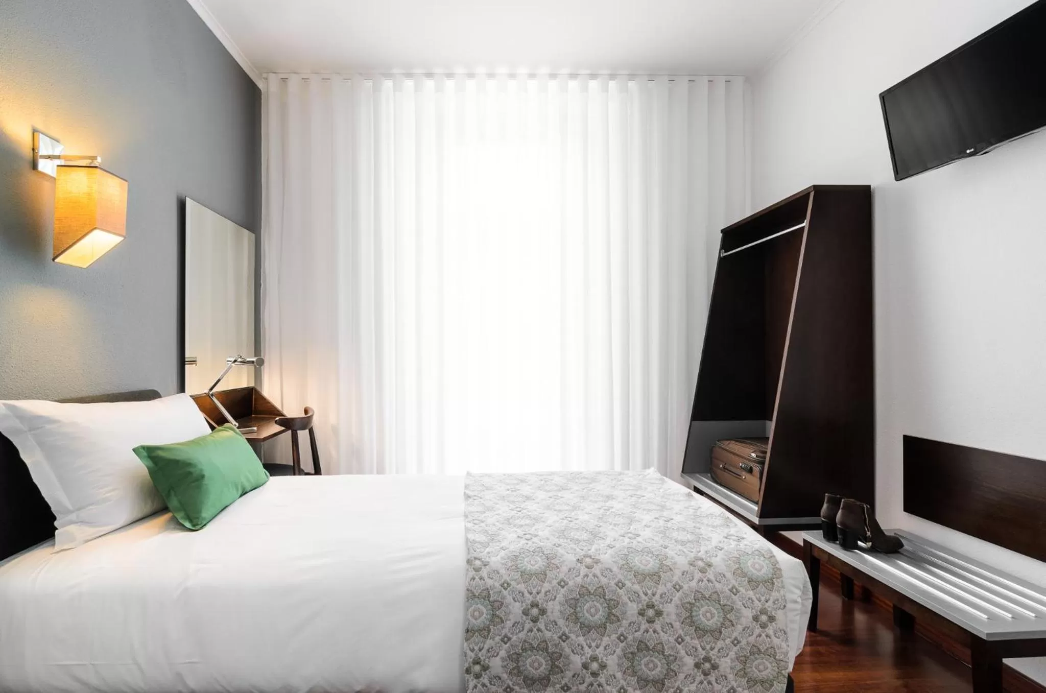 Bed in Hotel Portuense Lisboa