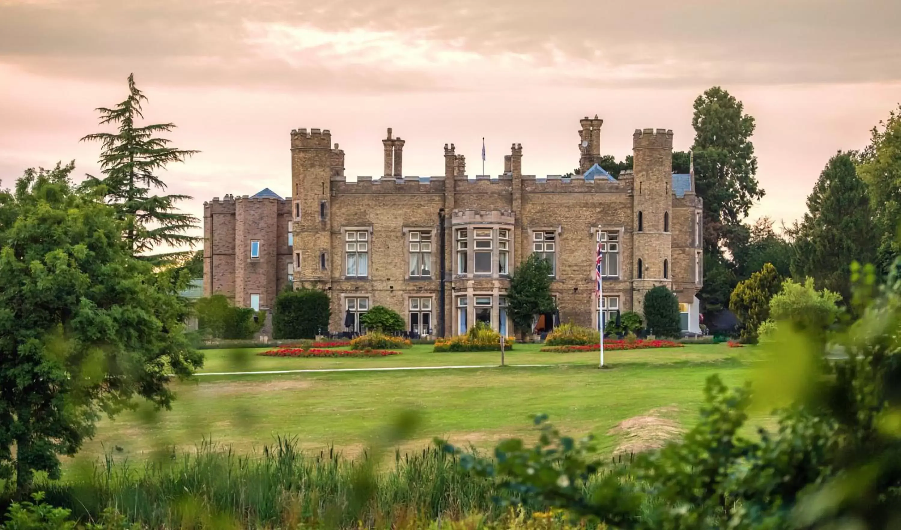 Cave Castle Hotel Cave Castle Hotel