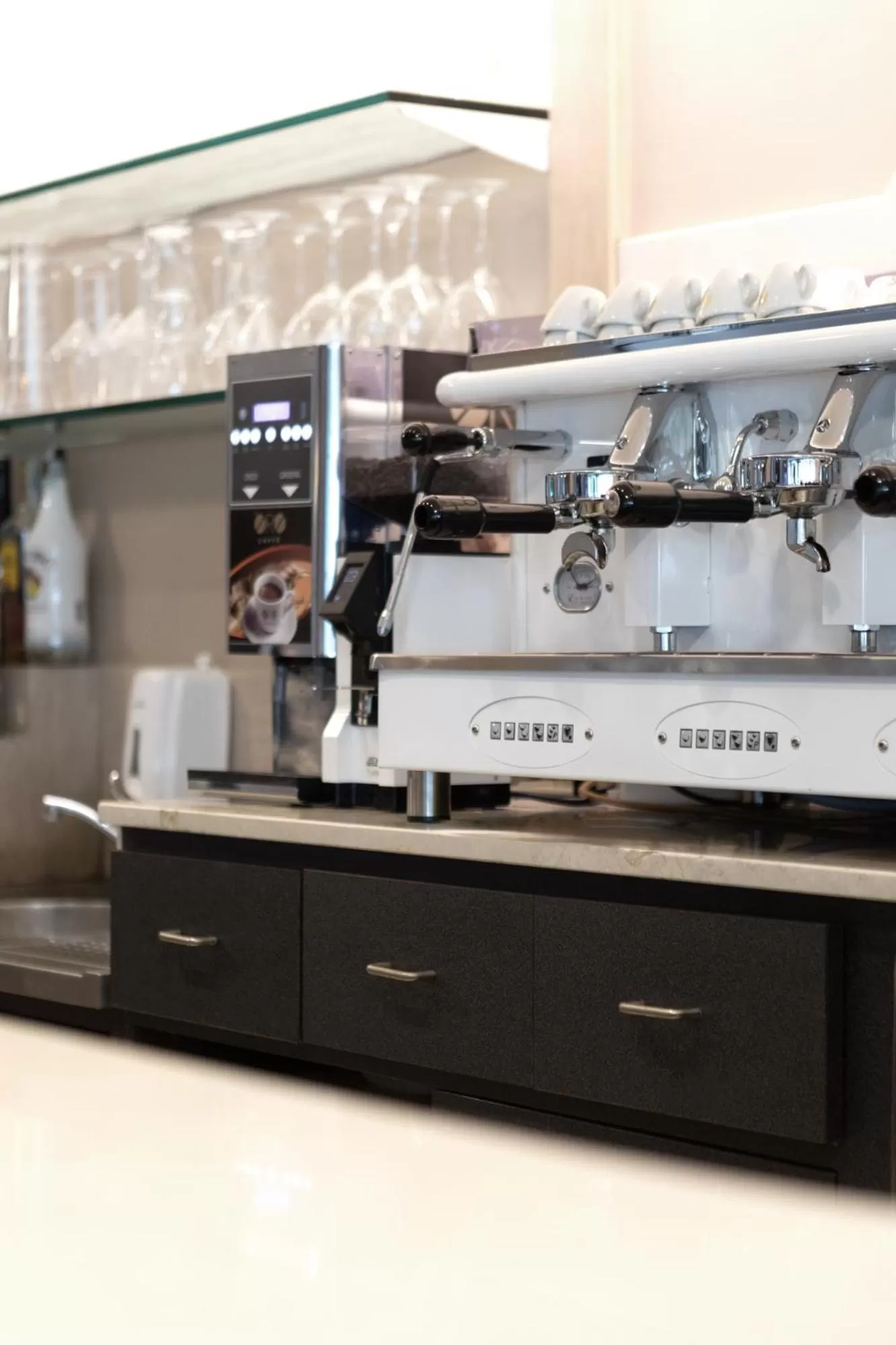 Coffee/tea facilities in Le Terrazze sul Lago Hotel & Residence