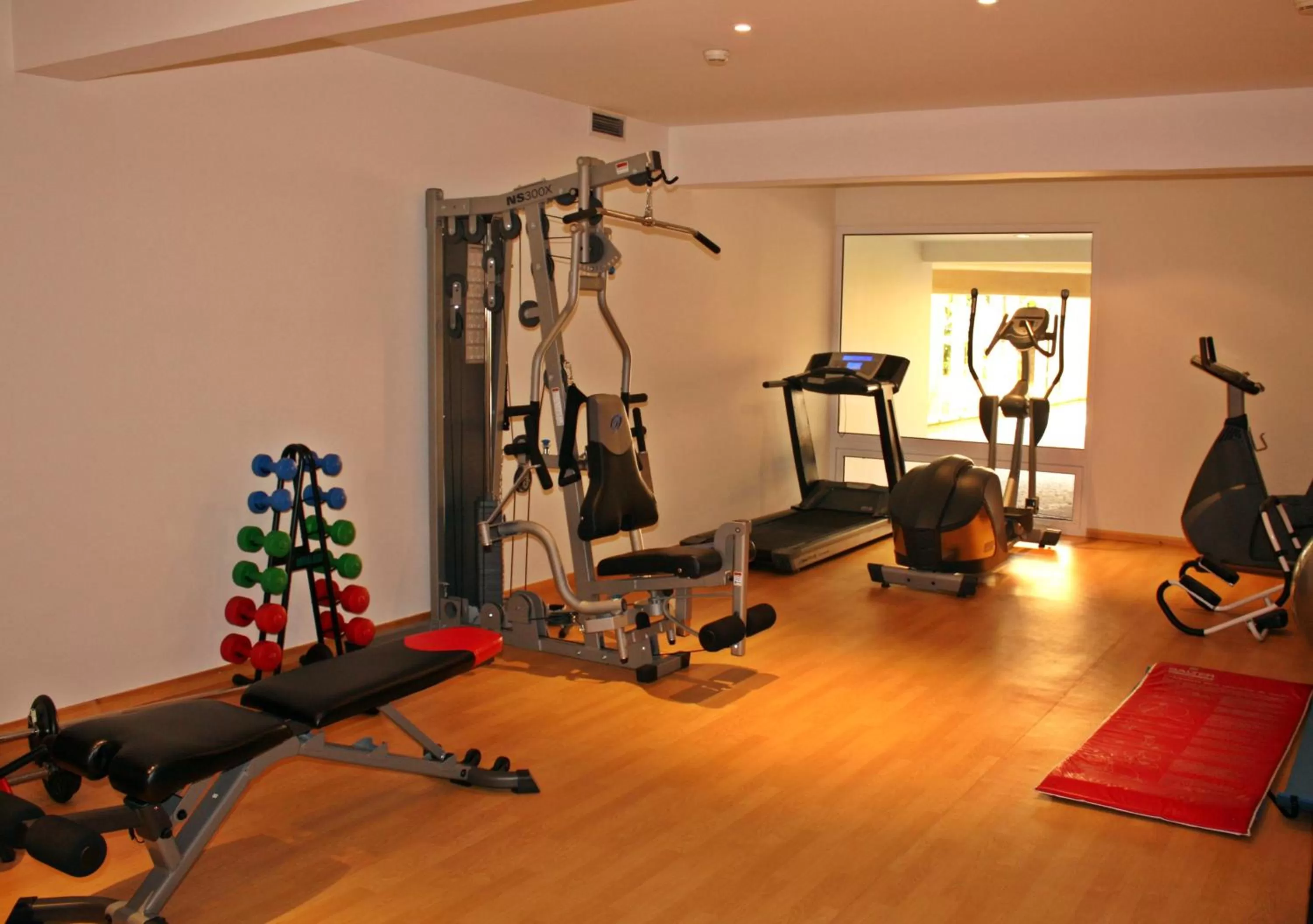 Fitness centre/facilities in Quintinha Sao Joao Hotel & Spa