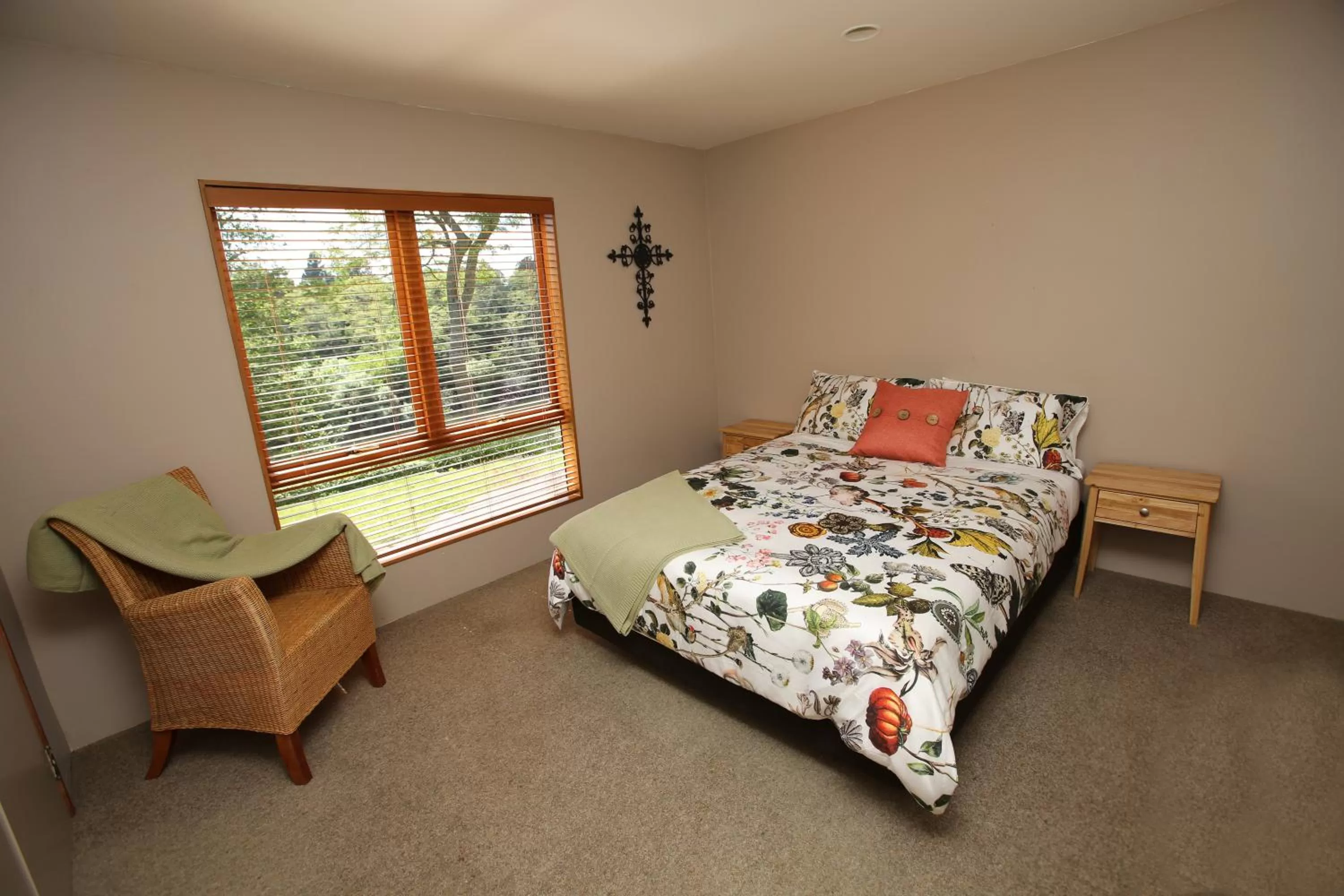 Bedroom, Bed in On The River