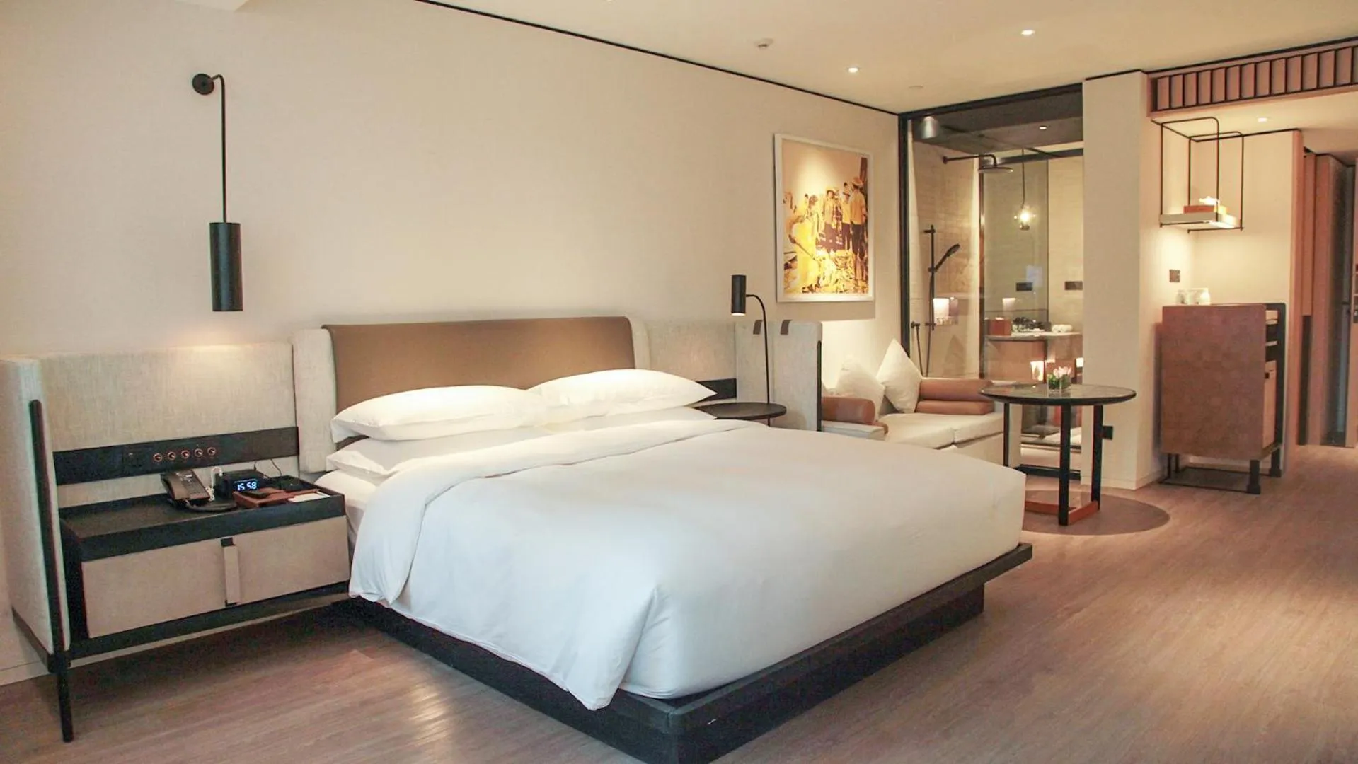 Photo of the whole room, Bed in THE MUMIAN HOTEL Shenzhen luohu