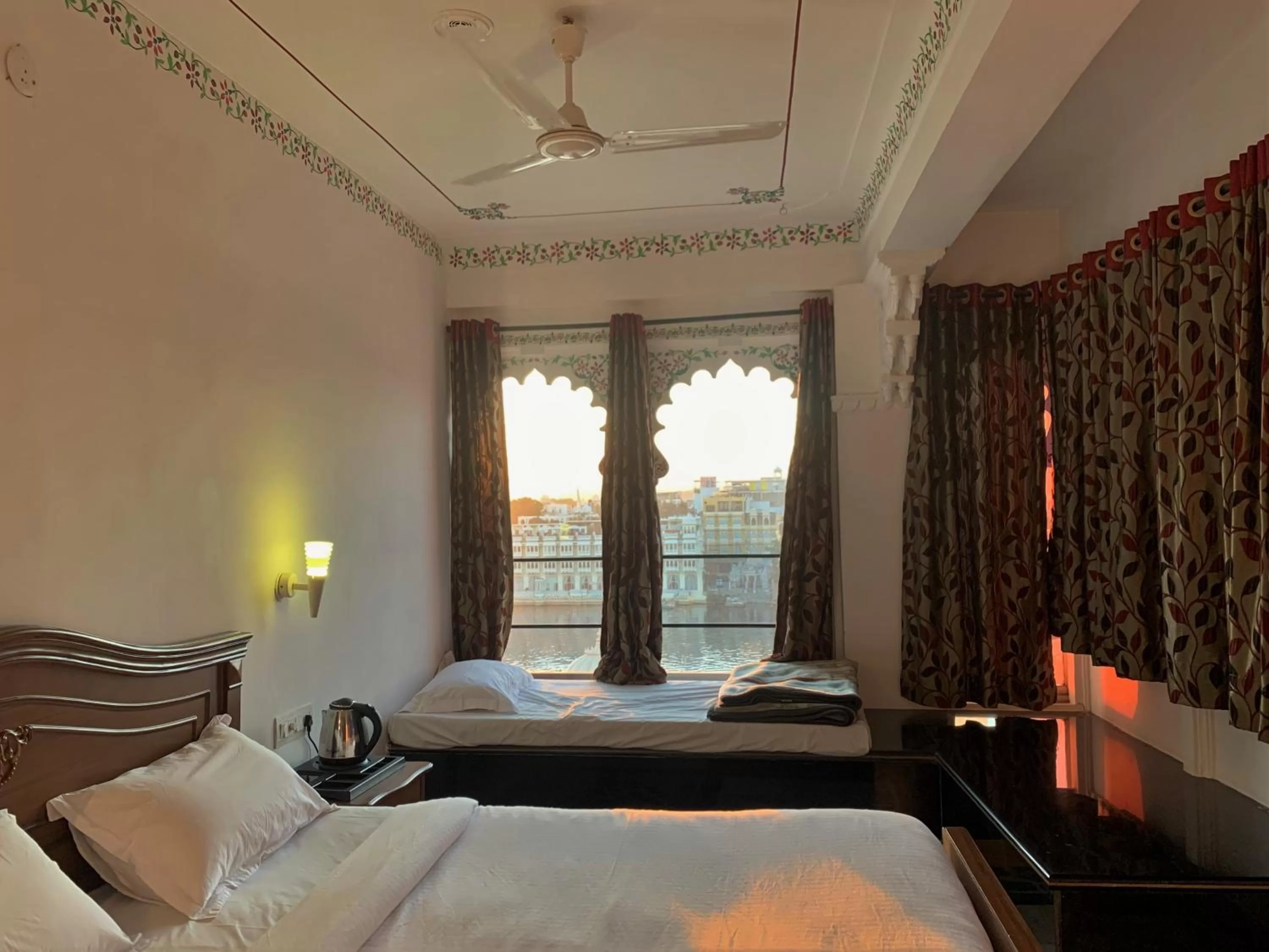 Photo of the whole room, Bed in Hotel The Tiger