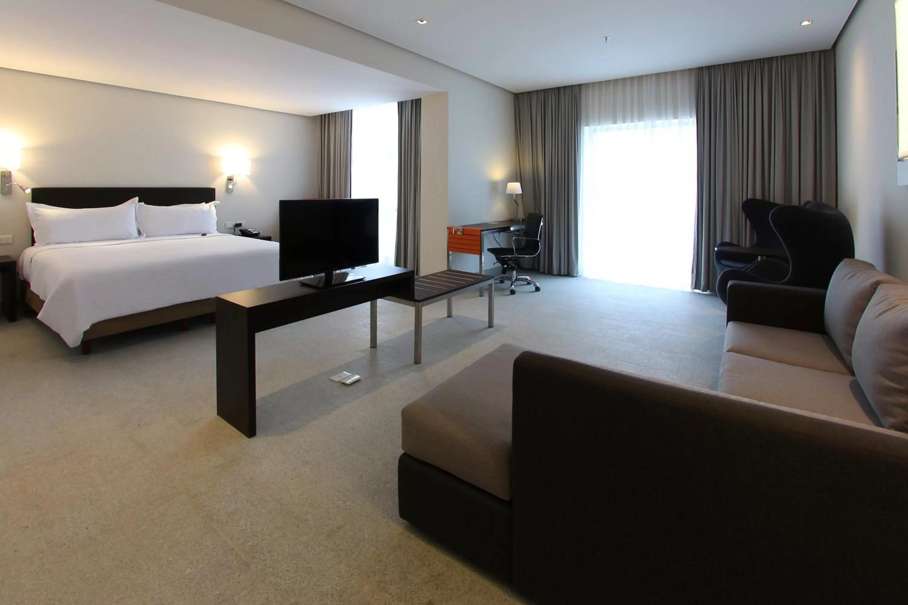 Photo of the whole room, Bed in Fiesta Inn Merida