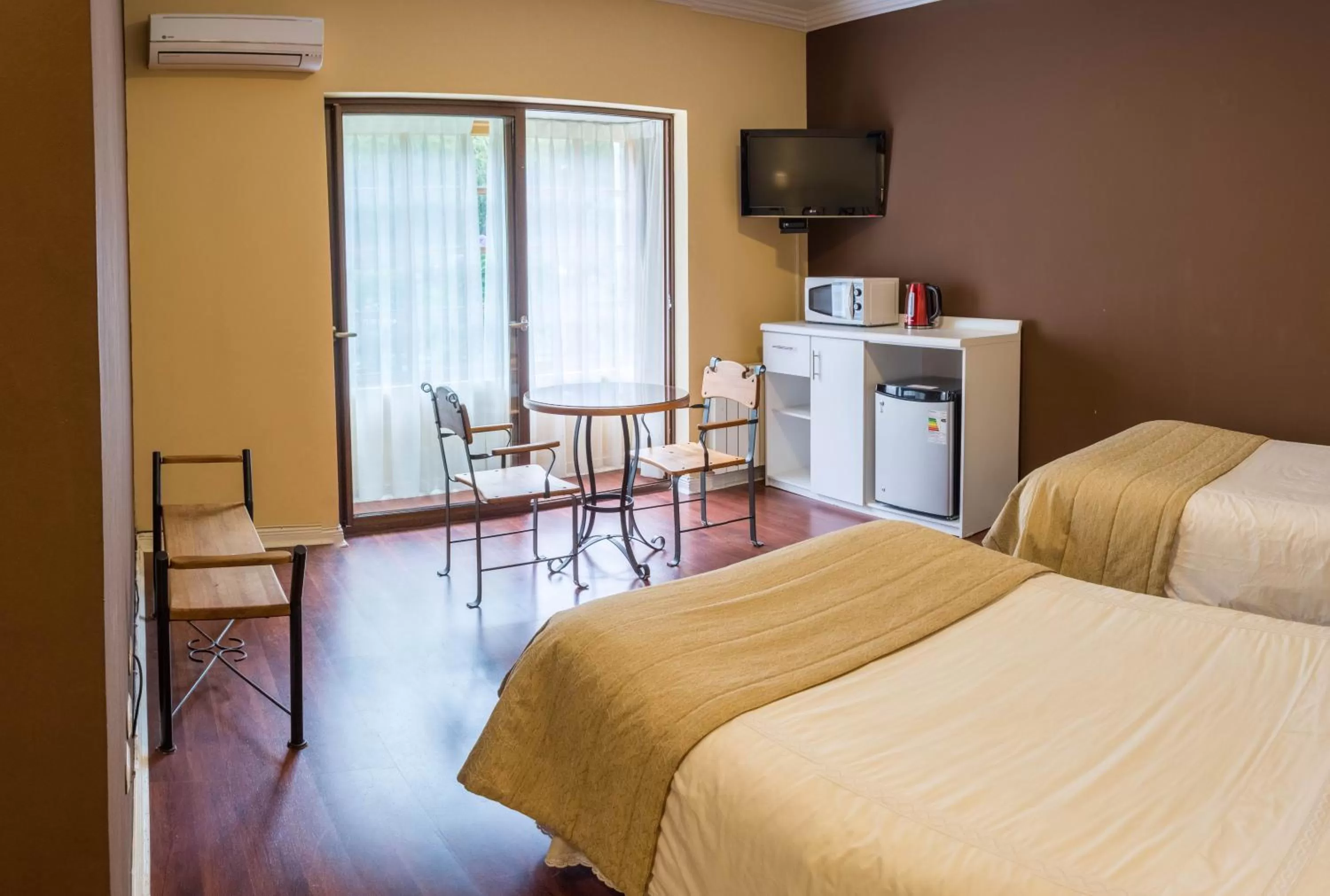 Superior Double Room in Hotel Inti Kuyen Plaza