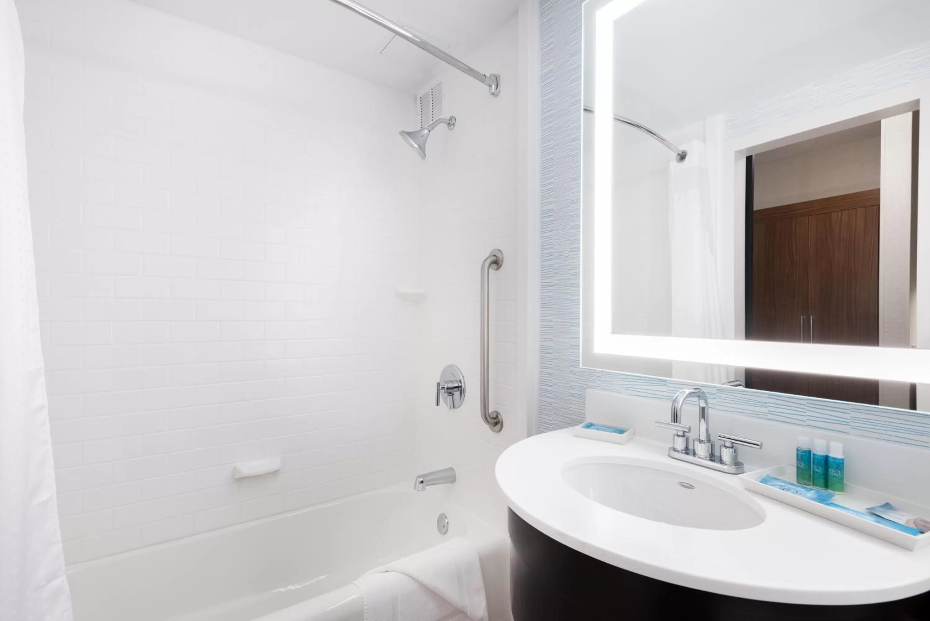 Holiday Inn Express Boston-Waltham by IHG