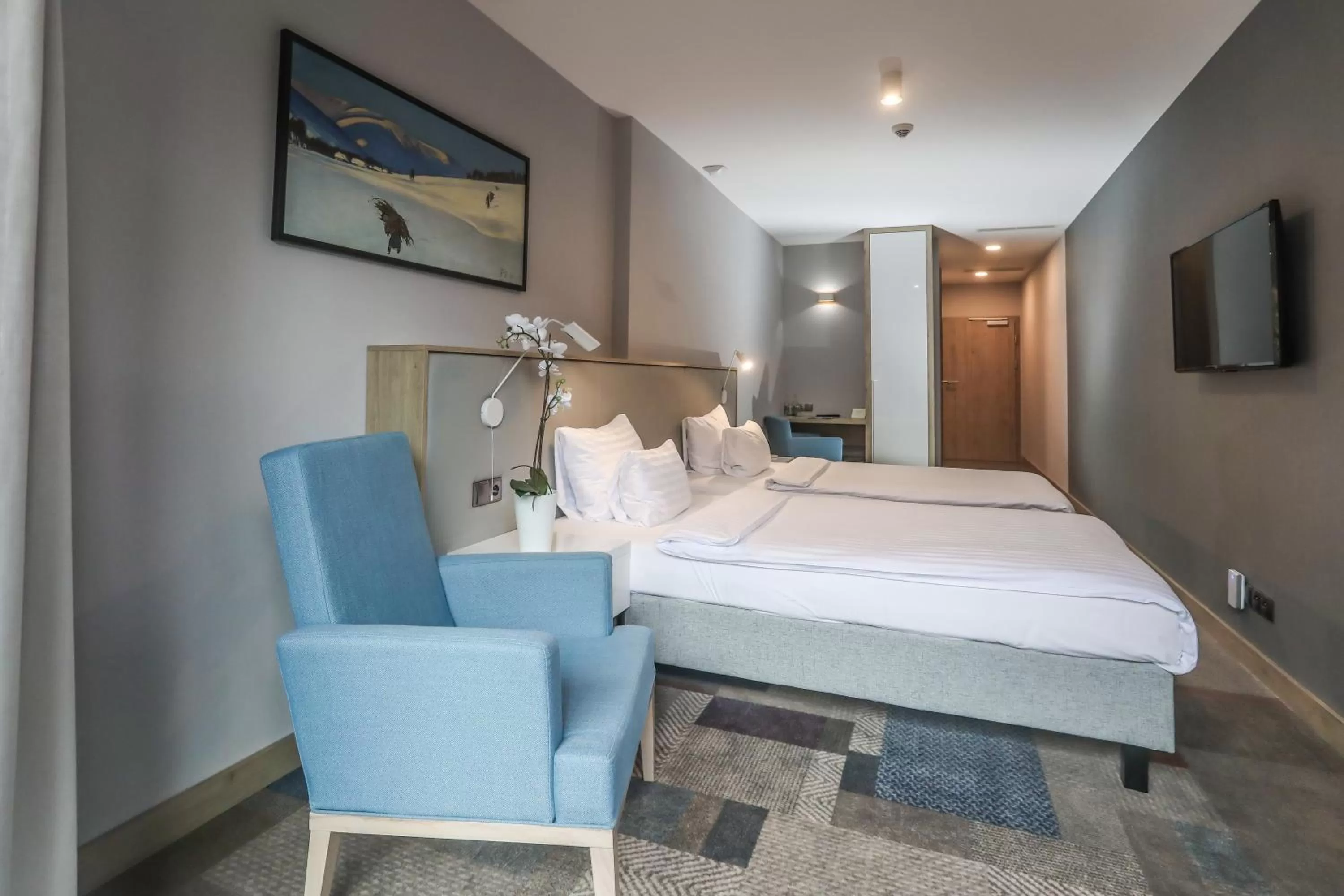 Photo of the whole room, Bed in Magnus Resort