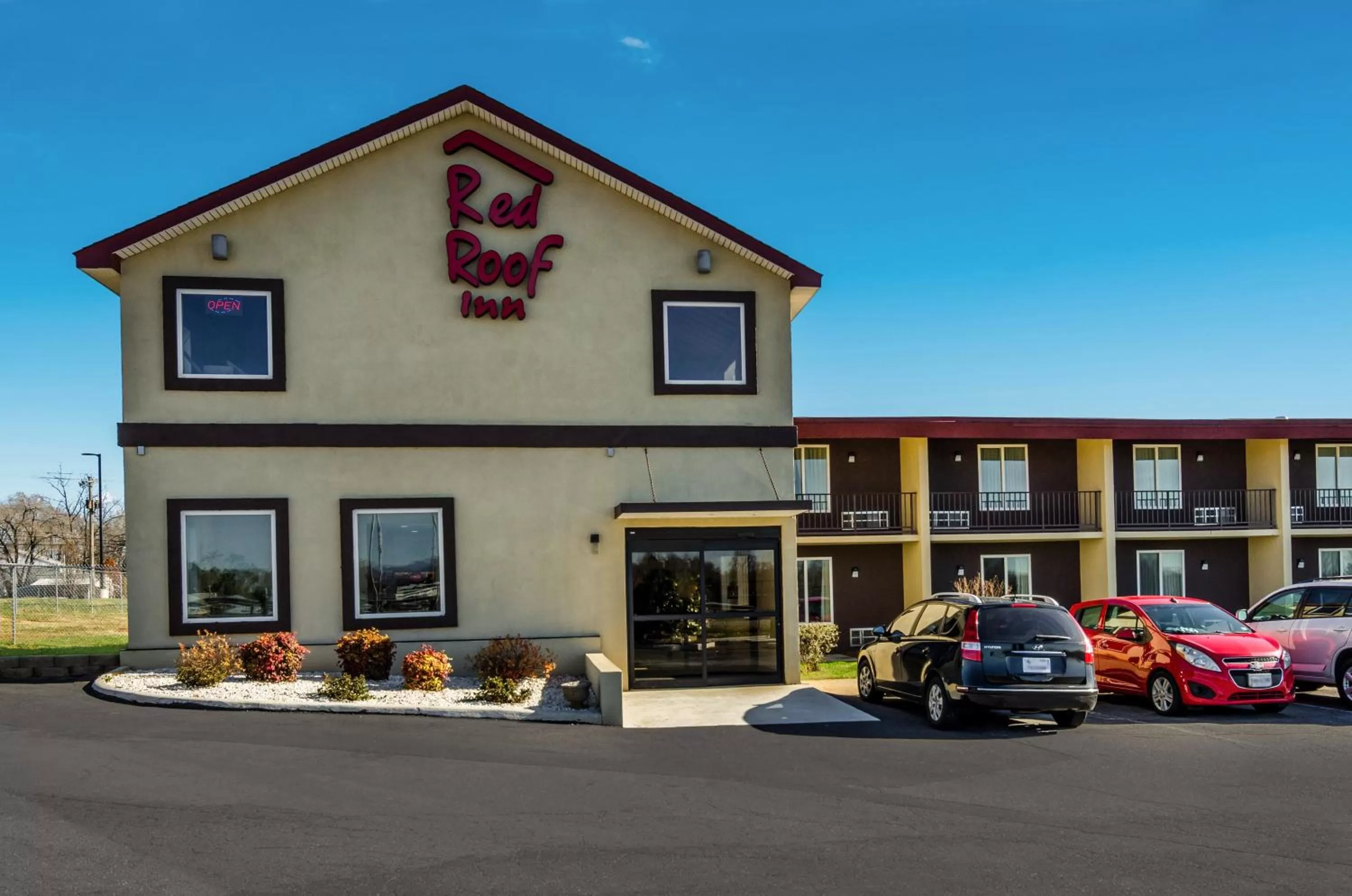 Property building in Red Roof Inn Madison Heights, VA