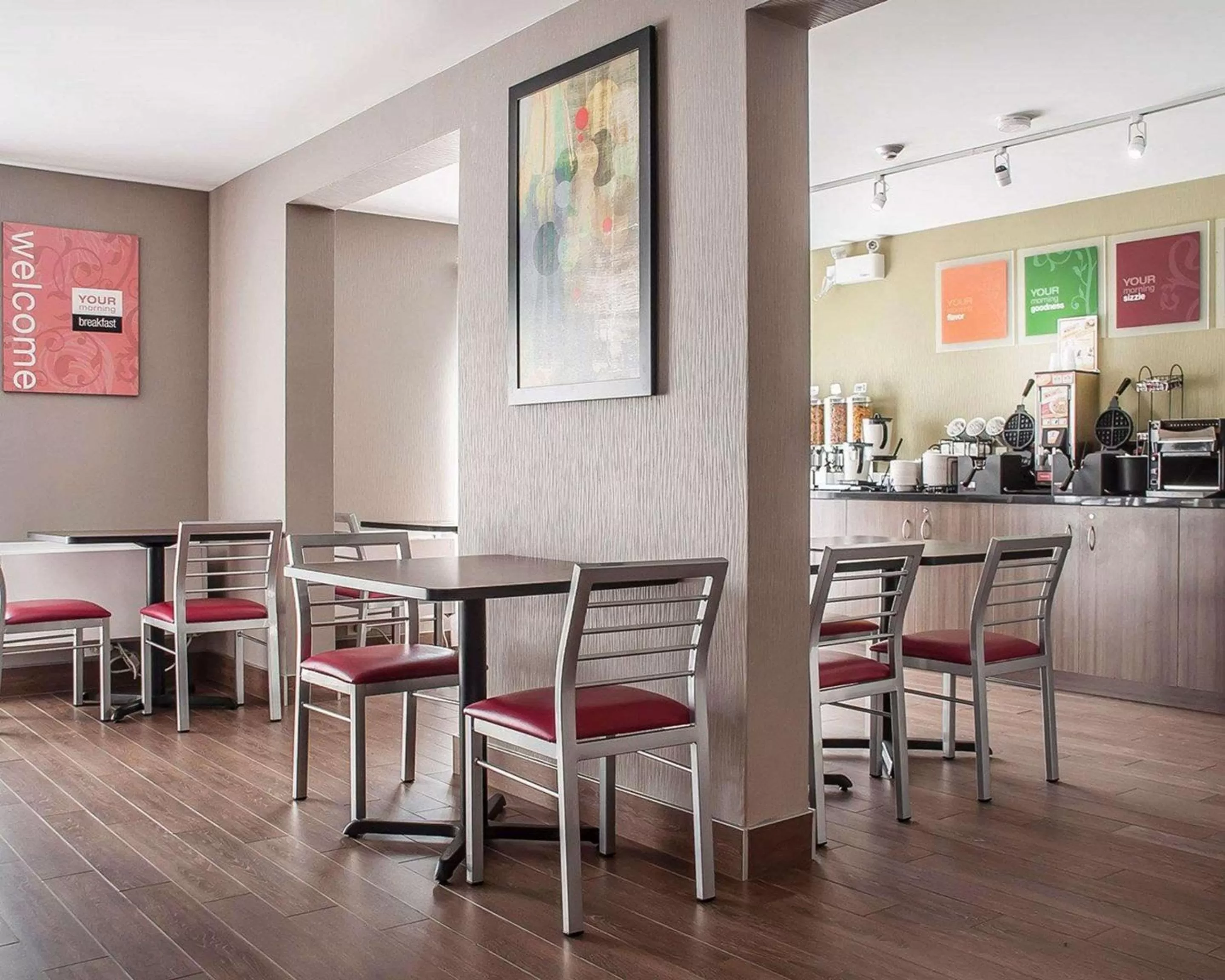 Coffee/tea facilities in Comfort Inn