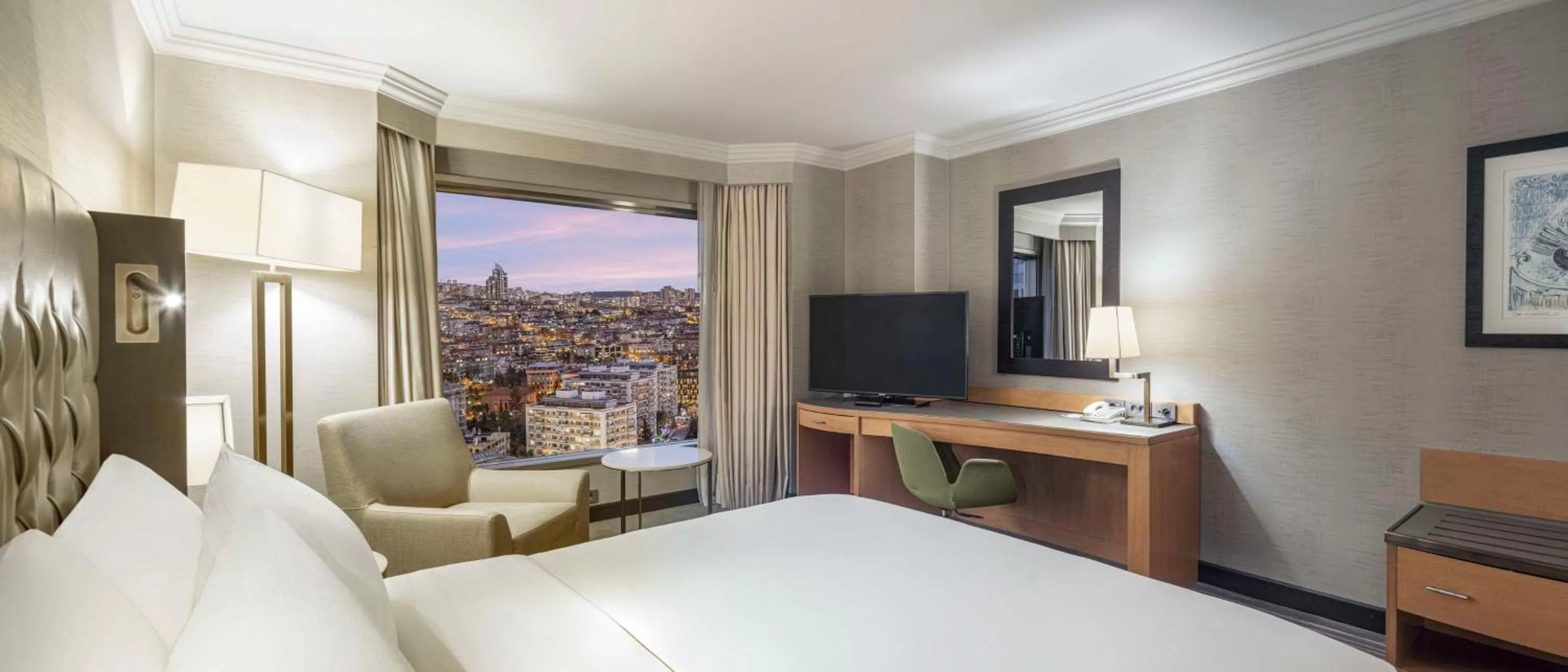 View (from property/room), Bed in Ankara HiltonSA