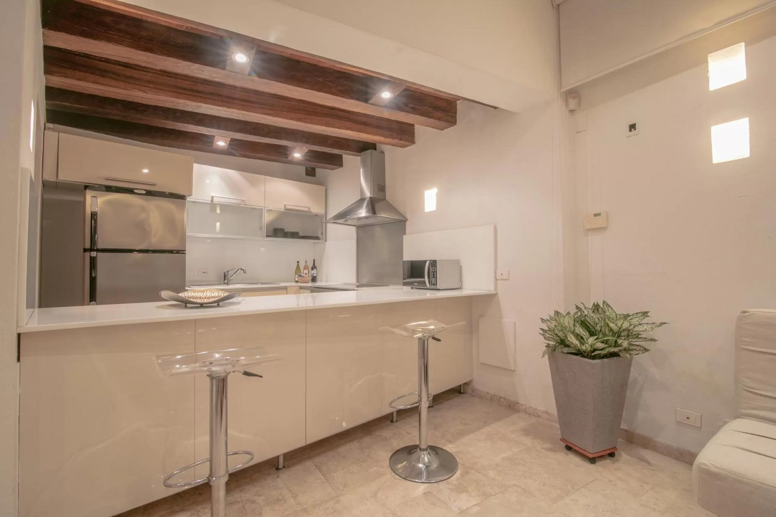 Kitchen or kitchenette in Casa Claver Loft Boutique Hotel