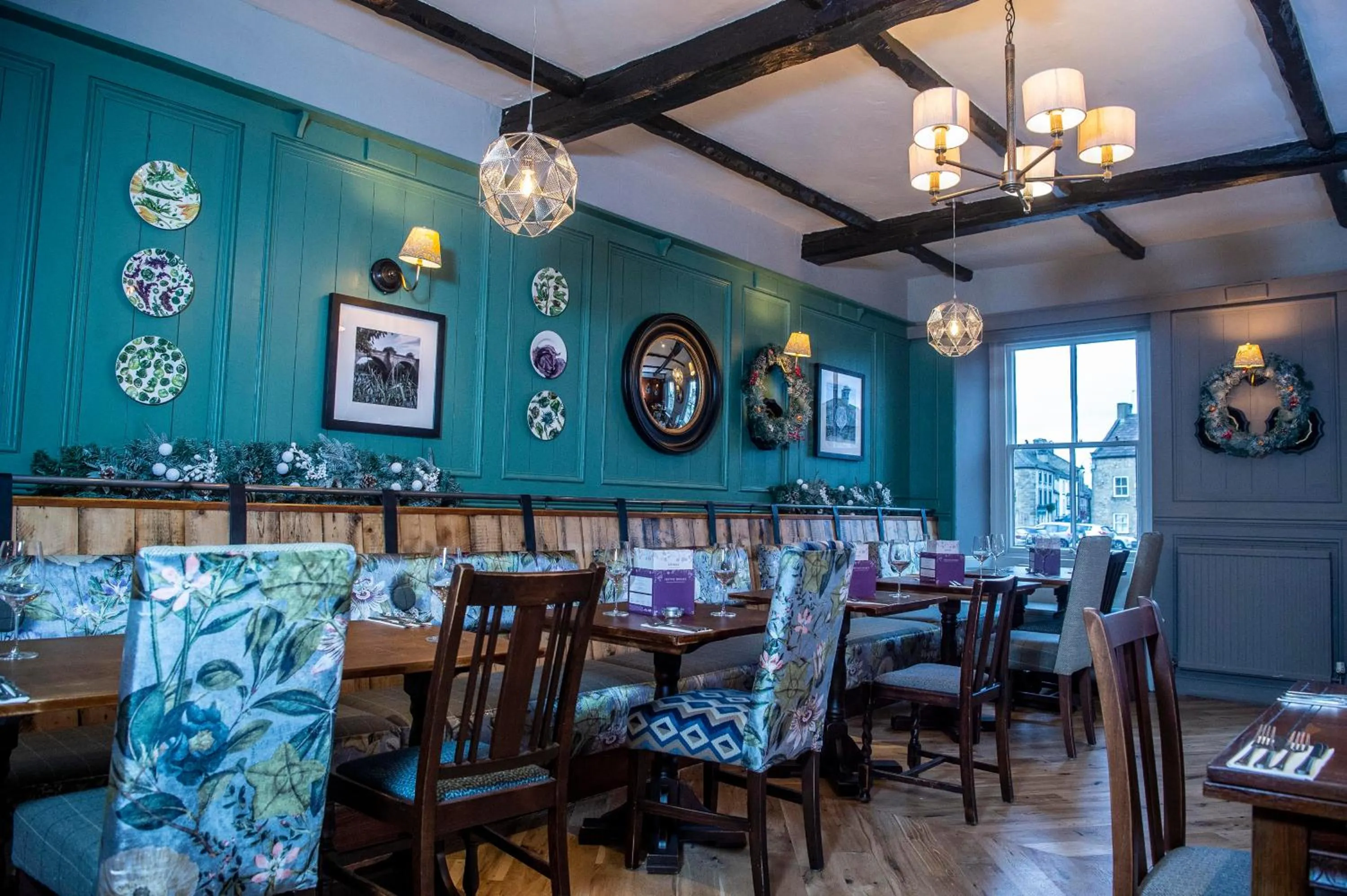 Kings Head by Chef & Brewer Collection