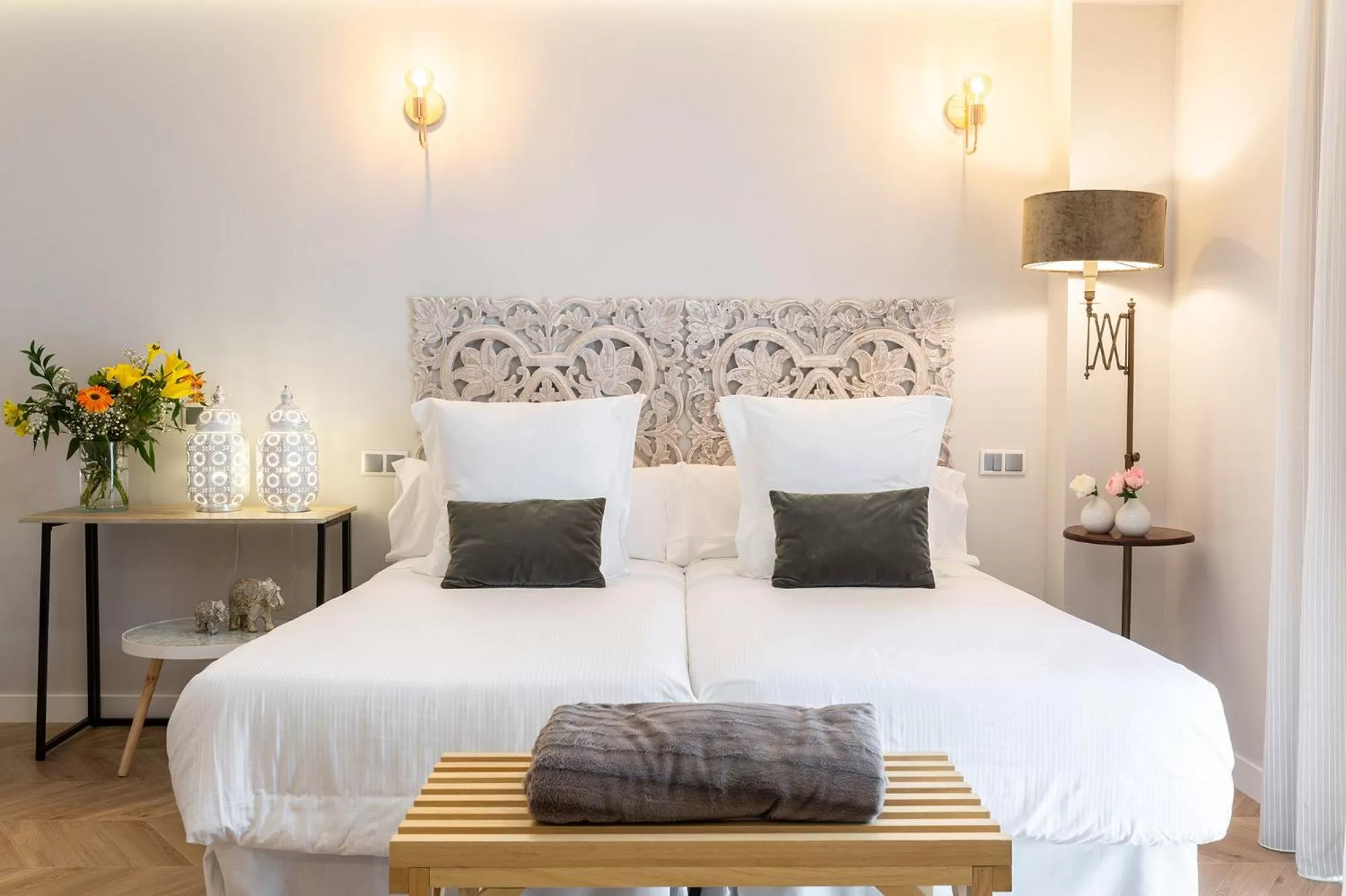 Double or Twin Room with Private Bathroom in La Bodega de Quintín