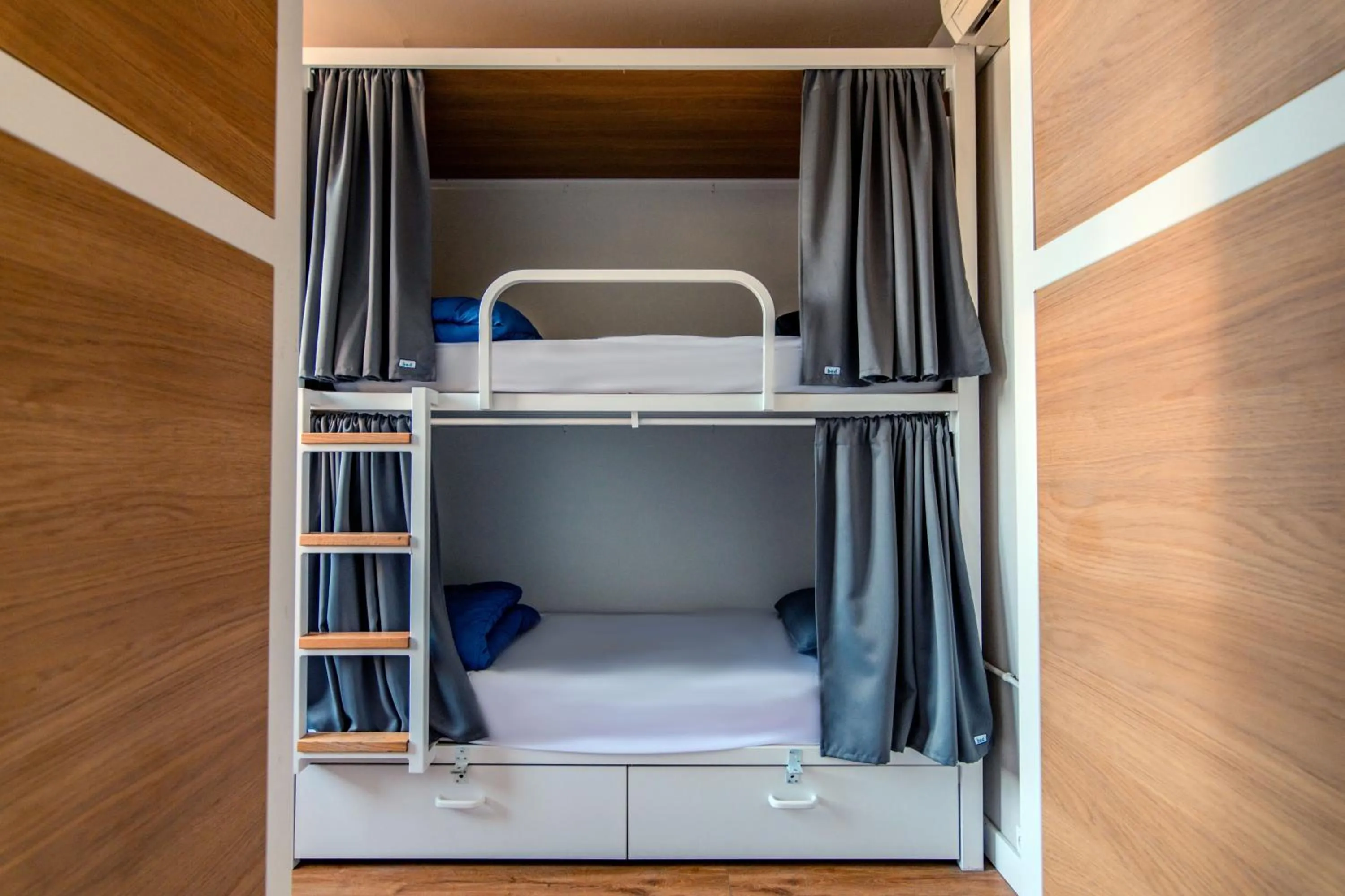 bunk bed, Bed in Factory Hostels Barcelona