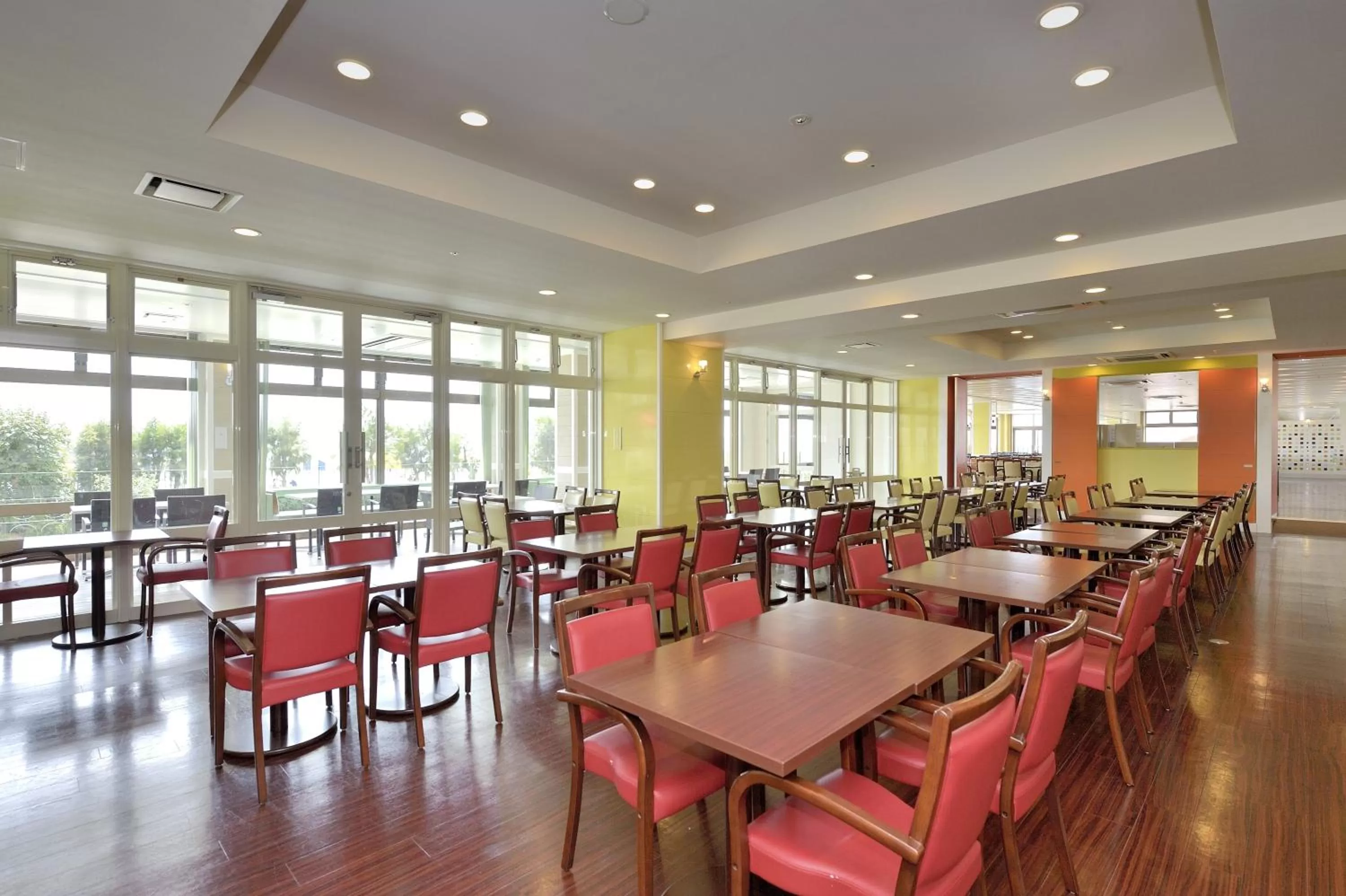 Restaurant/places to eat in Vessel Hotel Campana Okinawa