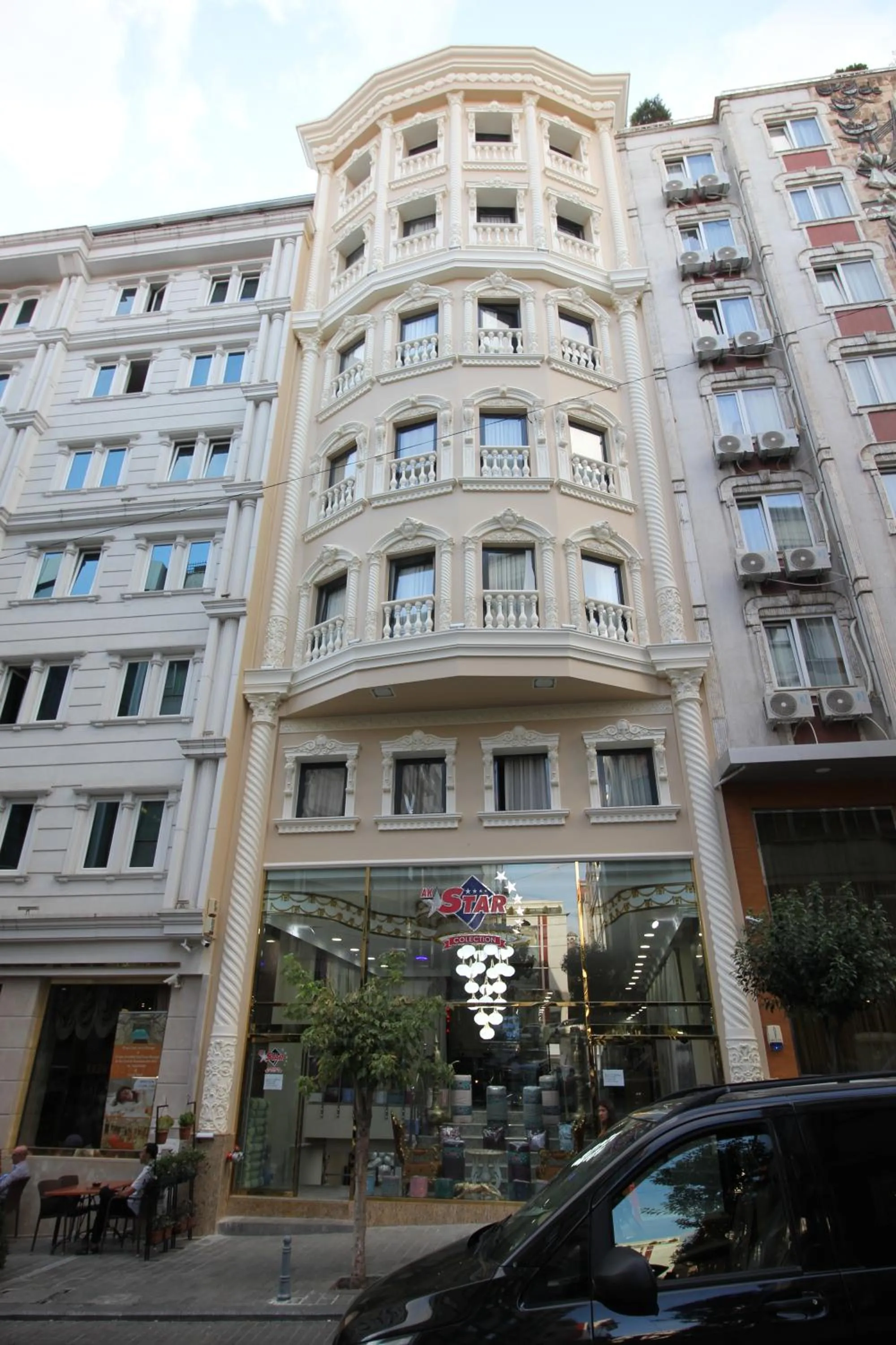 Property building in Laleli Blue Marmaray Hotel