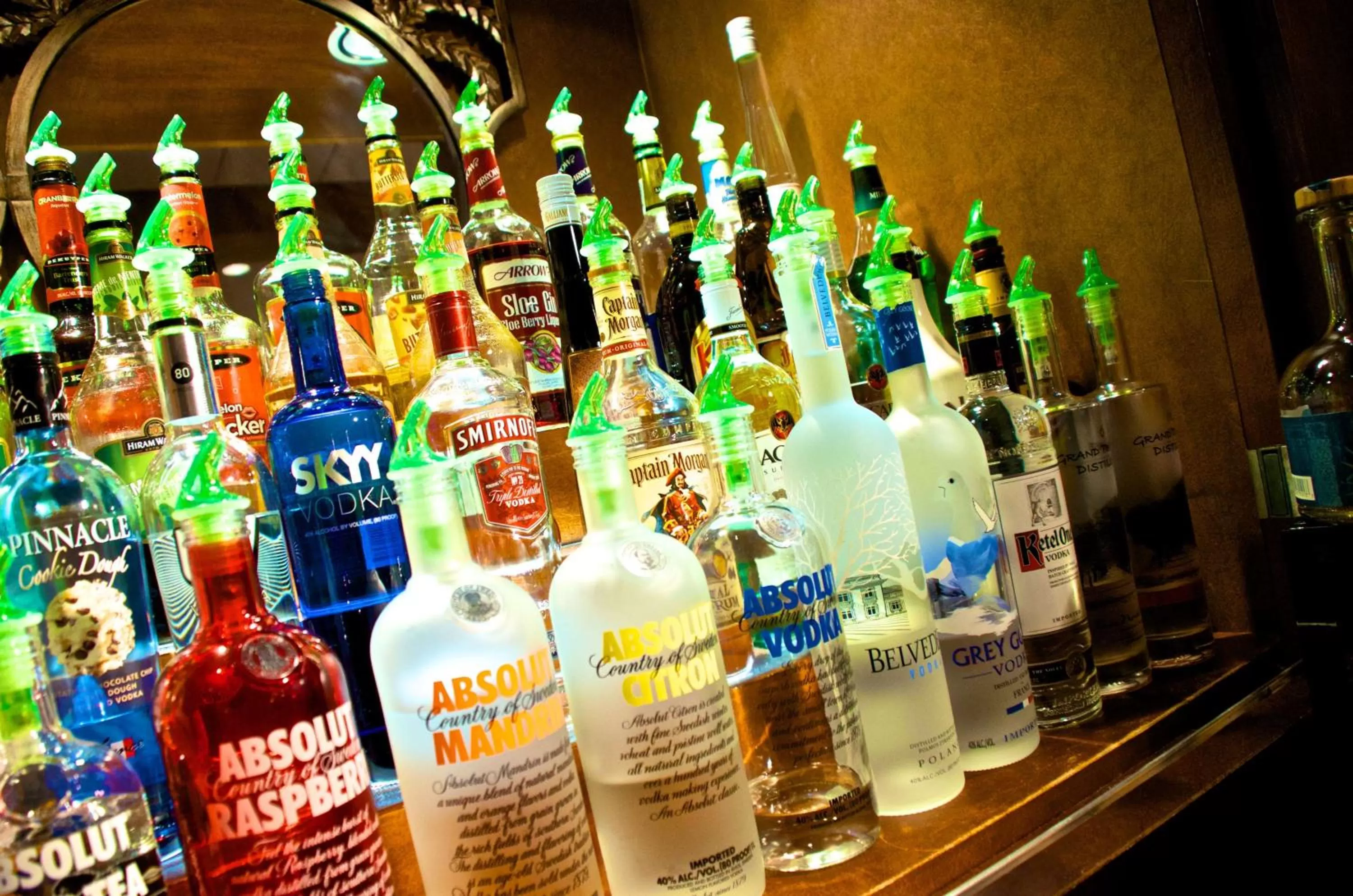 Lounge or bar in DoubleTree by Hilton Bay City - Riverfront