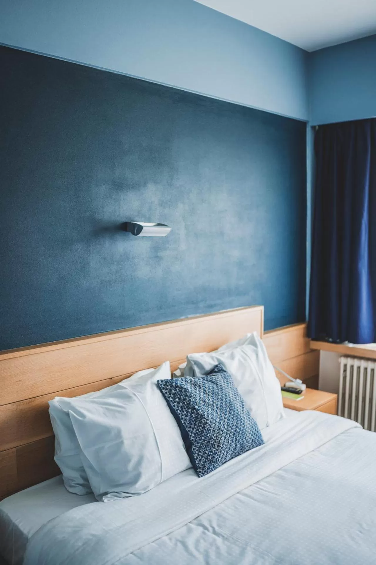 Bedroom, Bed in Mont-des-Pins