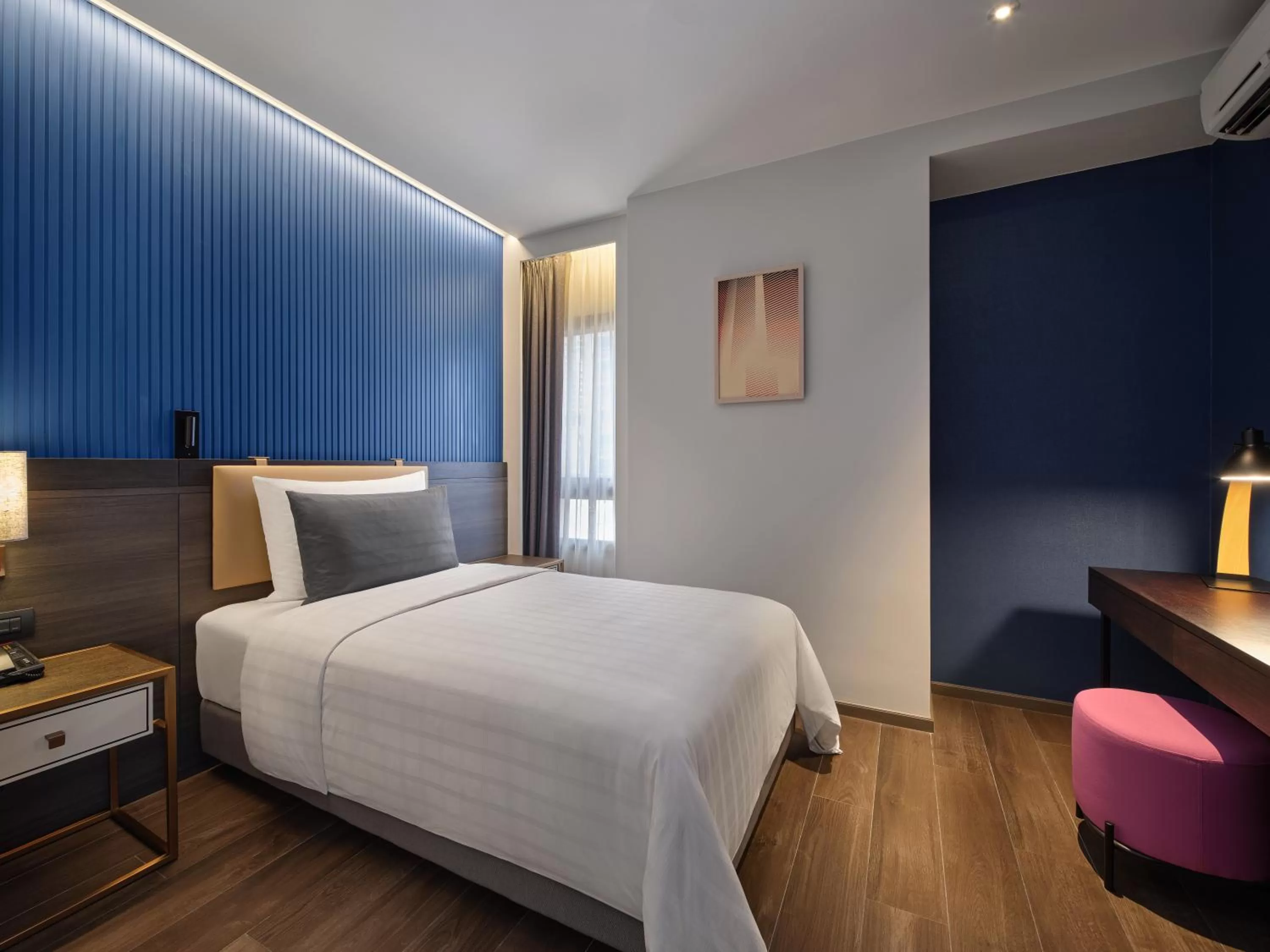Bedroom, Bed in Sindhorn Midtown Hotel Bangkok, Vignette Collection by IHG