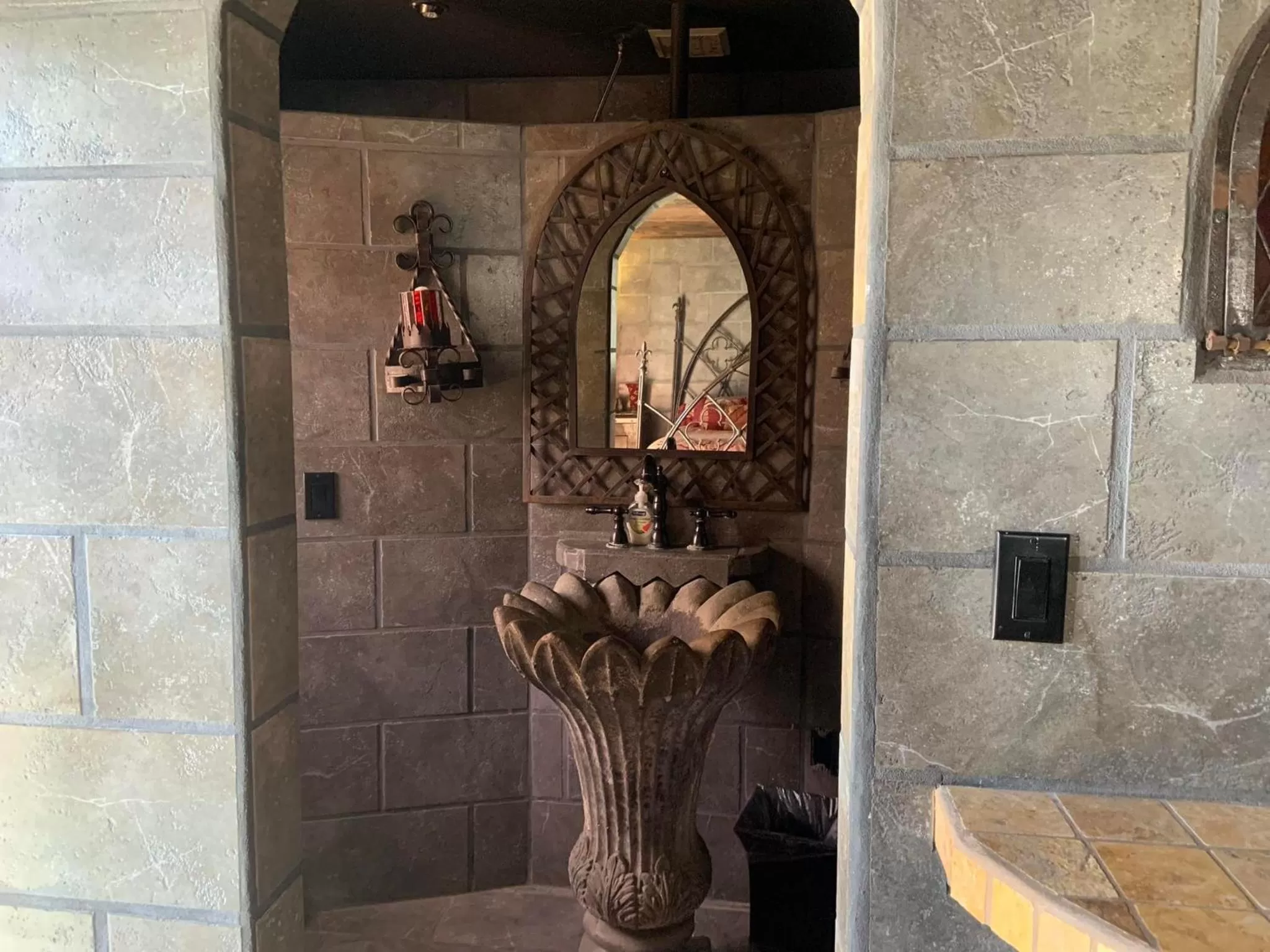 Bathroom in Poco Cielo Hotel