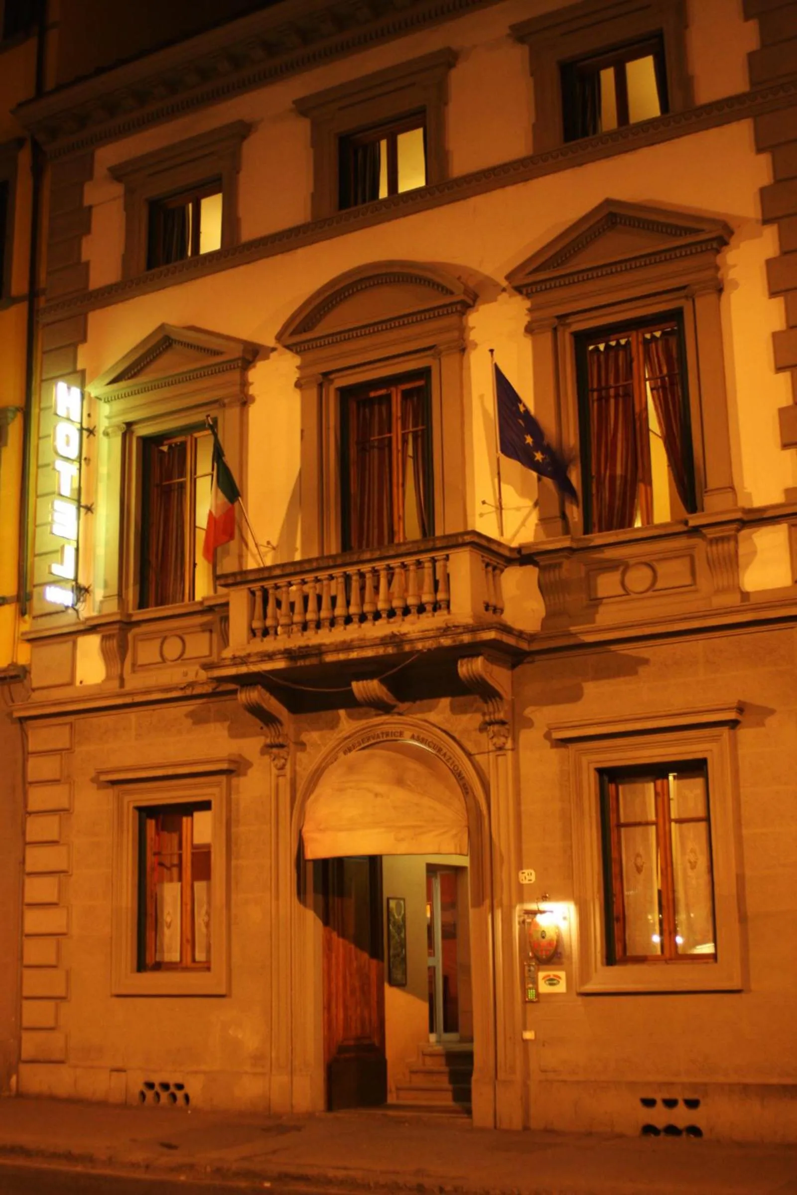 Facade/entrance in Hotel Bella Firenze