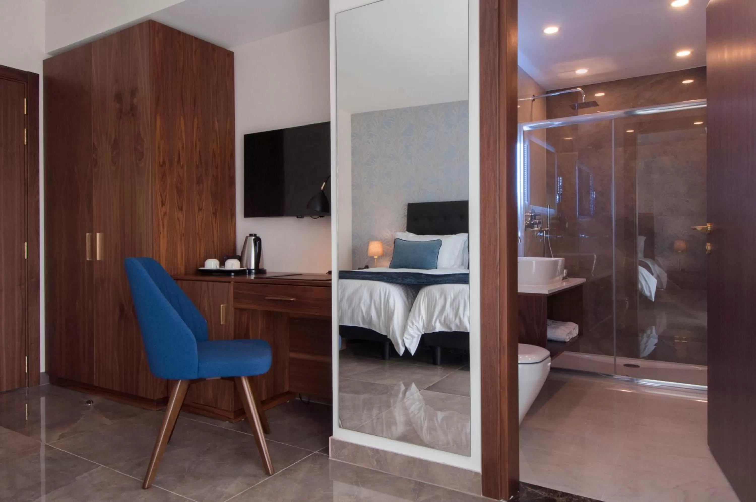 Bathroom, Bed in The Duke Boutique Hotel