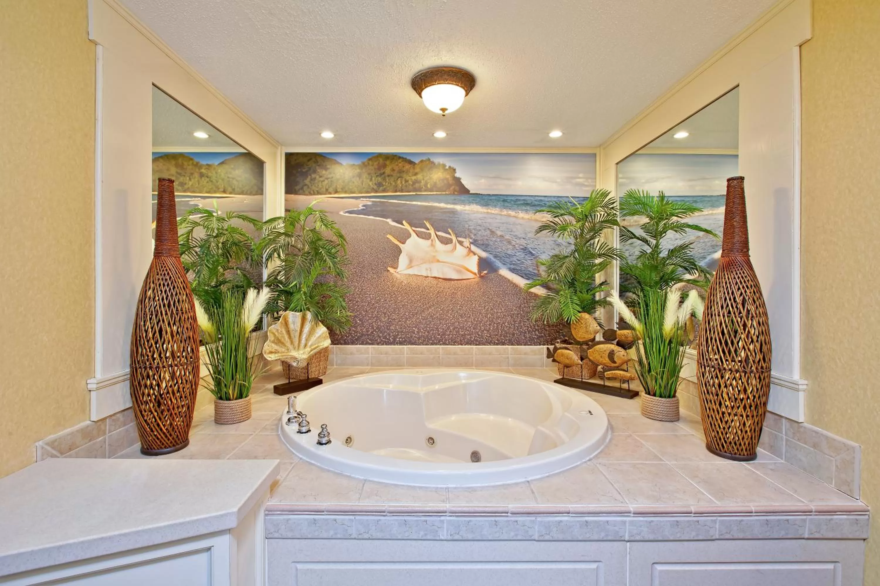 Bathroom in Holiday Inn Express & Suites - Sharon-Hermitage by IHG