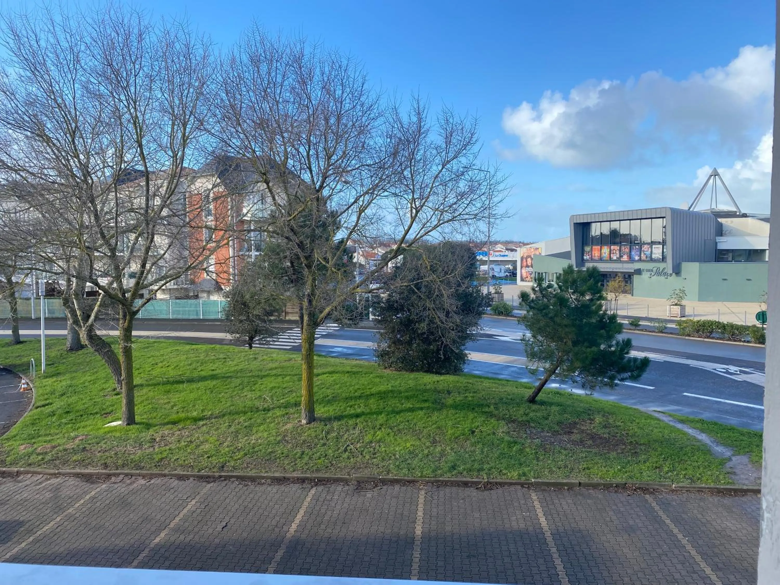 Balcony/Terrace in The Originals Boutique, Hôtel Admiral's, Les Sables-d'Olonne