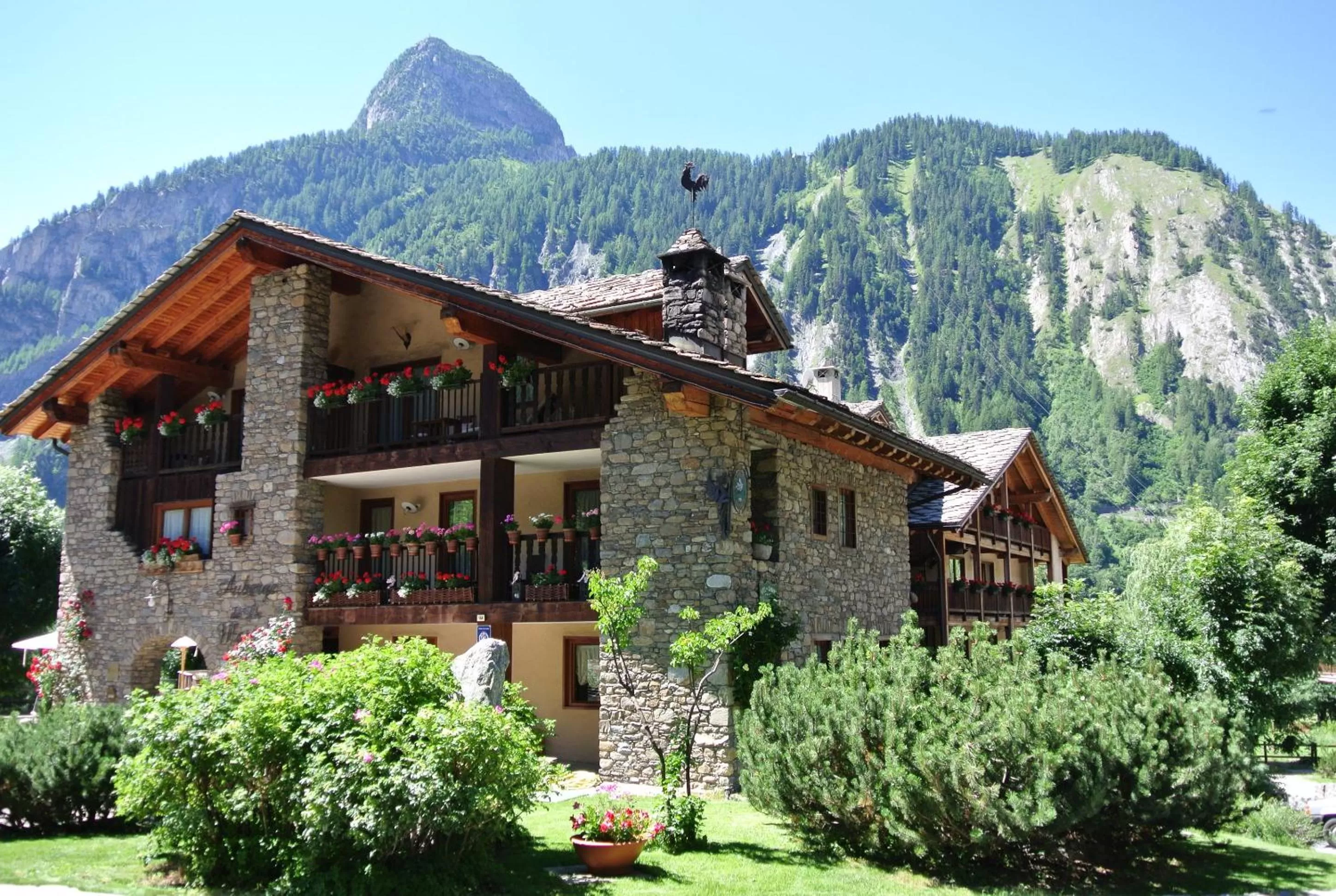 Facade/entrance in Auberge de La Maison