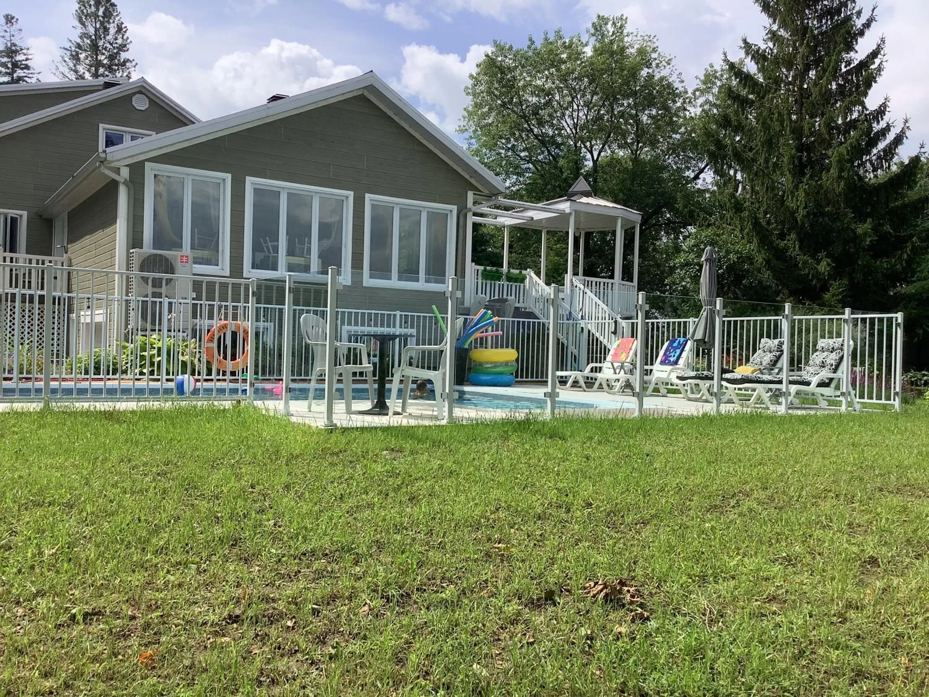 Property Building in Les saisons du fleuve