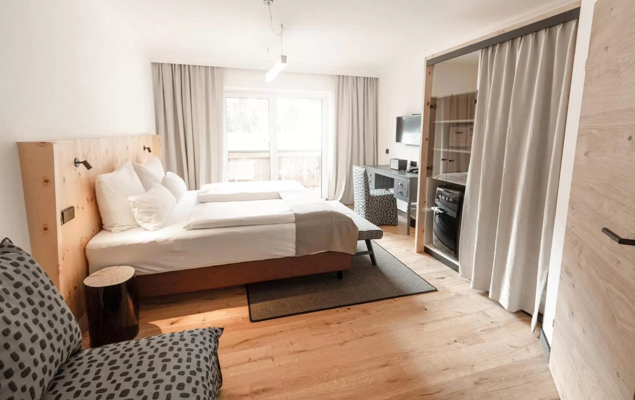 Photo of the whole room, Bed in Hotel & Appartements Tiroler Buam