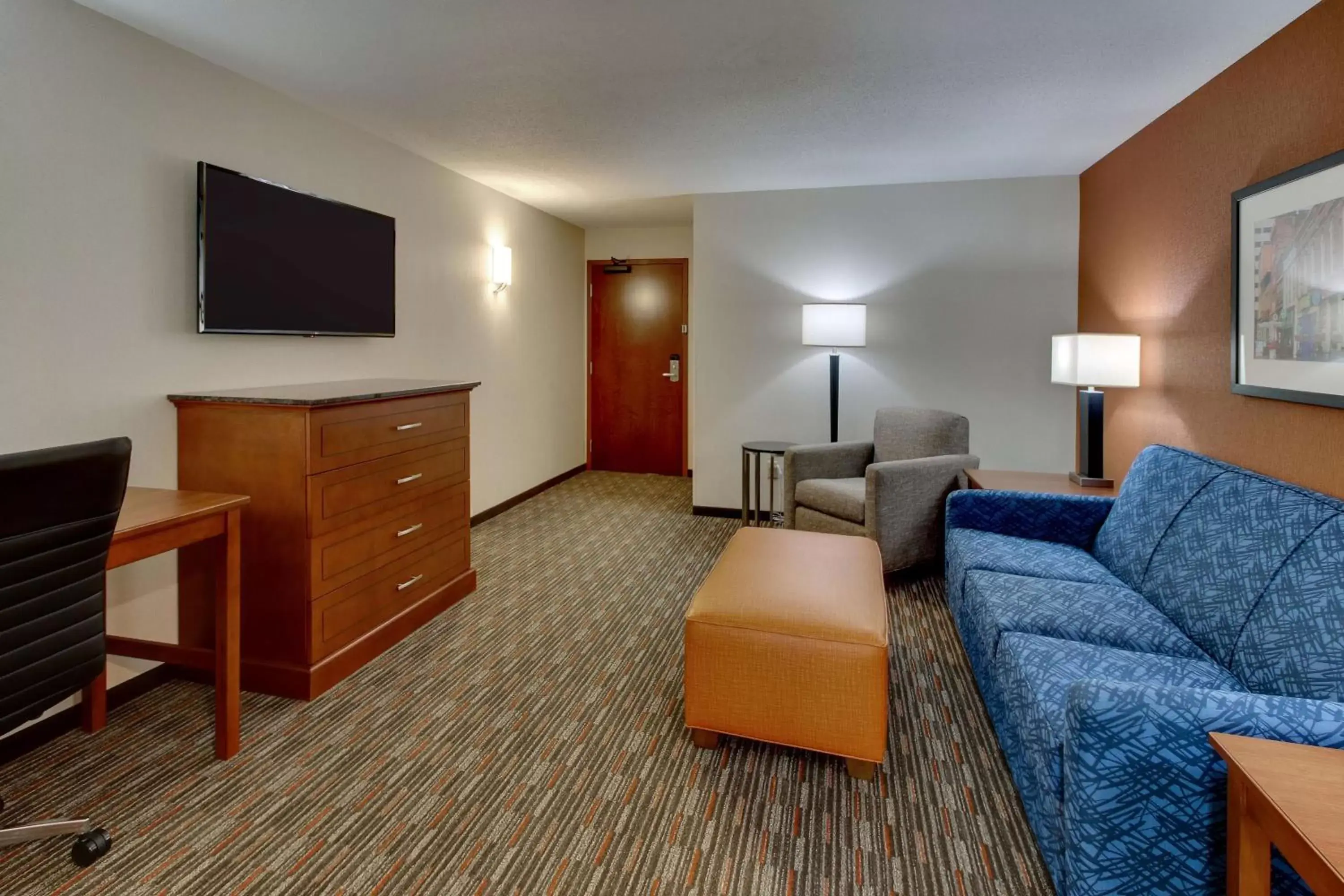 King Suite with Sofa Bed - Hearing Accessible in Drury Inn & Suites Knoxville West King Suite with Sofa Bed - Hearing Accessible in Drury Inn & Suites Knoxville West
