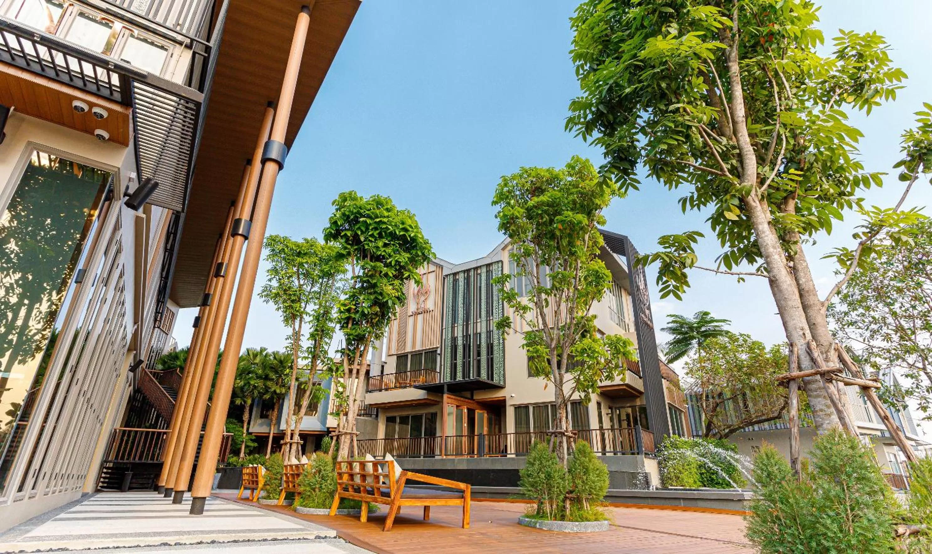 Property building in W1Bangkoknoi Hotel