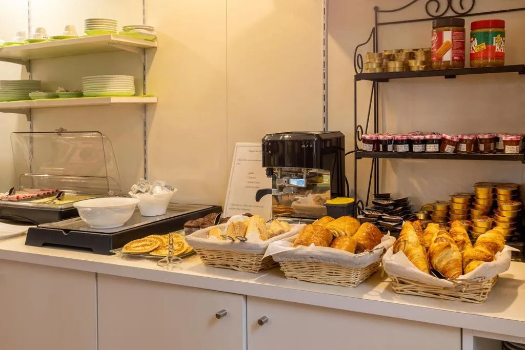 Breakfast in Sure Hotel by Best Western Plaisir