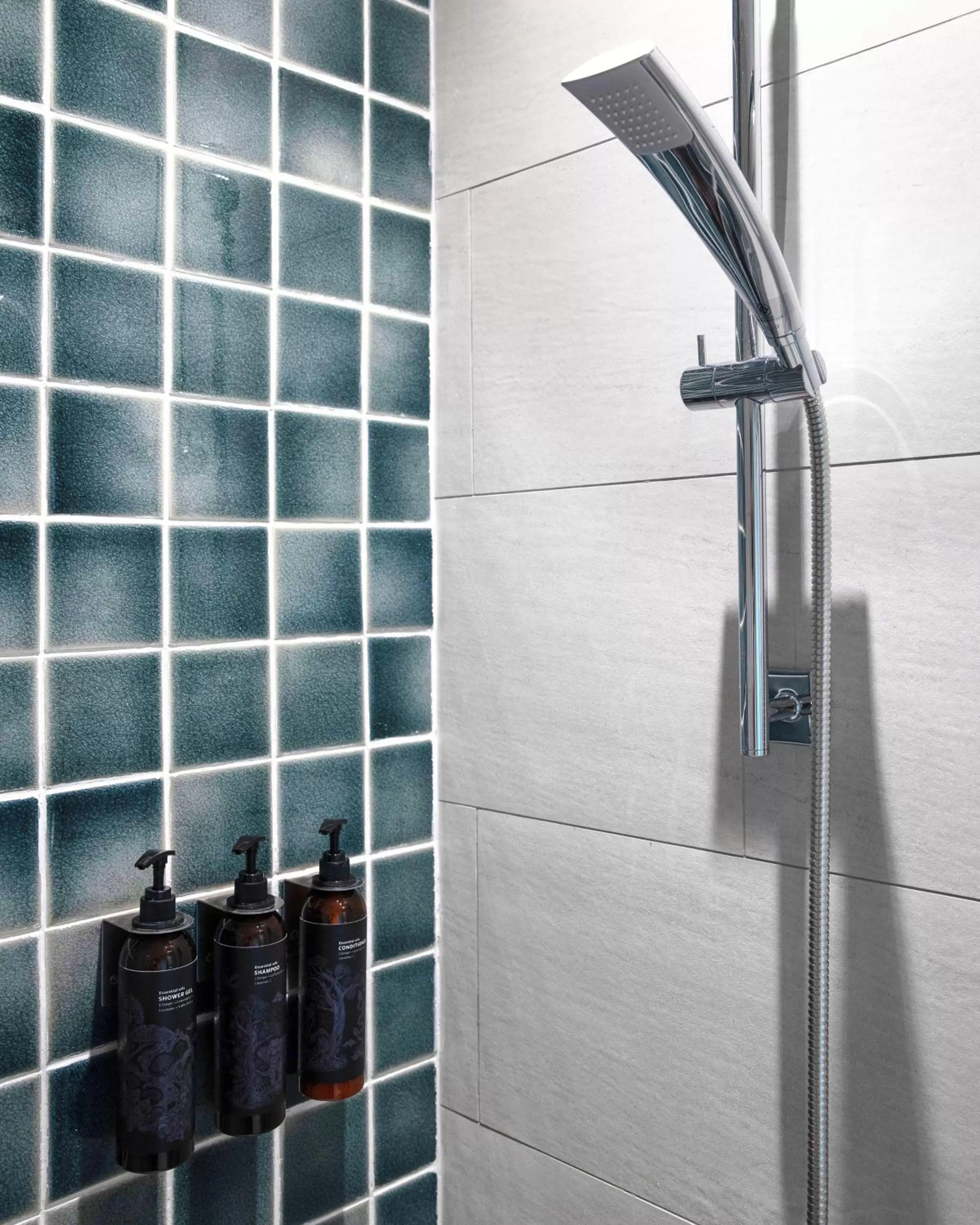 Shower in Beanstalk Bangkok