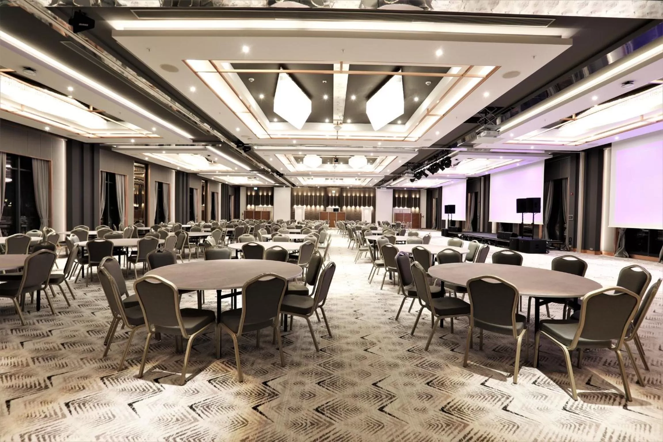 Meeting/conference room in Limak Skopje Luxury Hotel